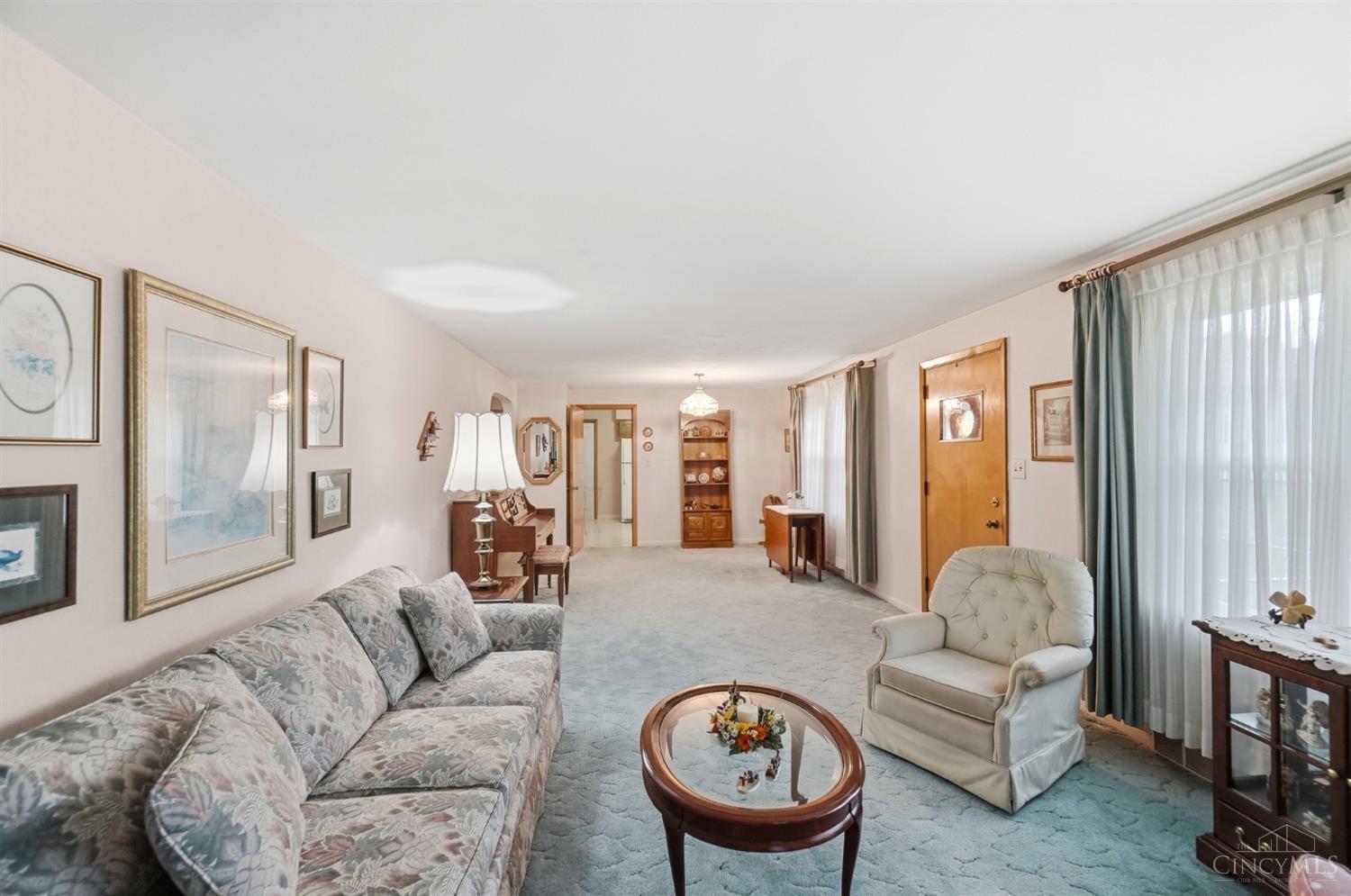 Photo 3 of Single family home for sale at 15 Meadowbrook Blvd, Lebanon, OH 45036 | MLS# 1897449 | Listing updated on 2026-10-29