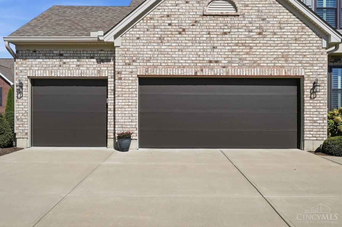 Photo 4 of Sale Pending at 1506 Affirmed Ct, Lebanon, OH 45036 | MLS# 1897849 | Listing updated on 2026-10-21