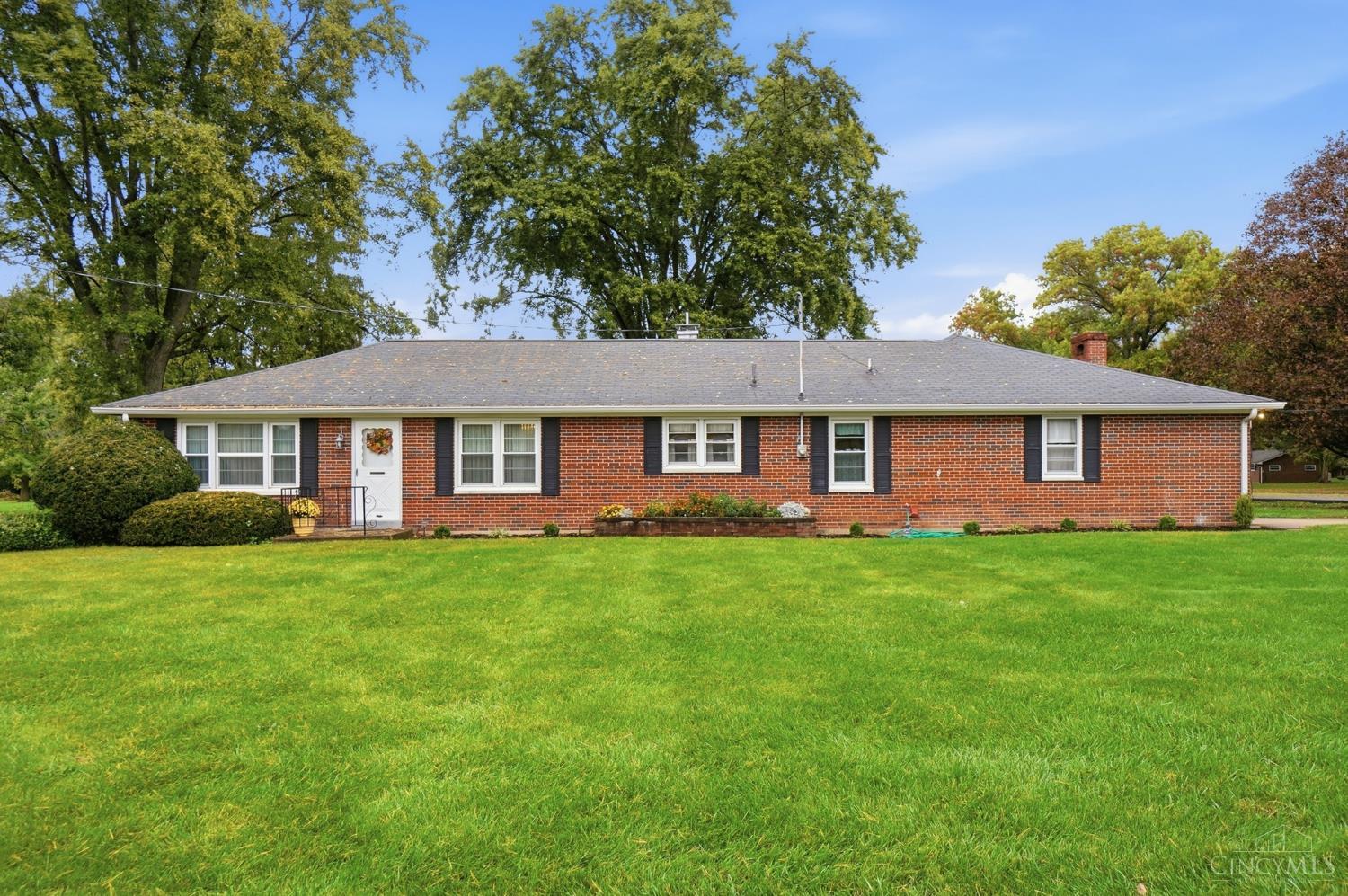 Single family home for sale at 15 Meadowbrook Blvd, Lebanon, OH 45036 | MLS# 1897449