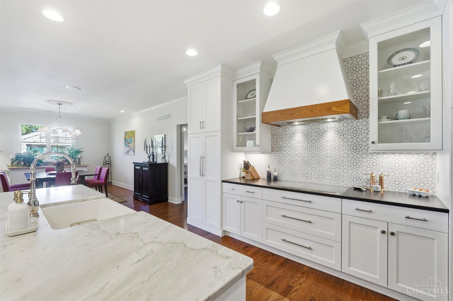 1600 Red Fox Lane