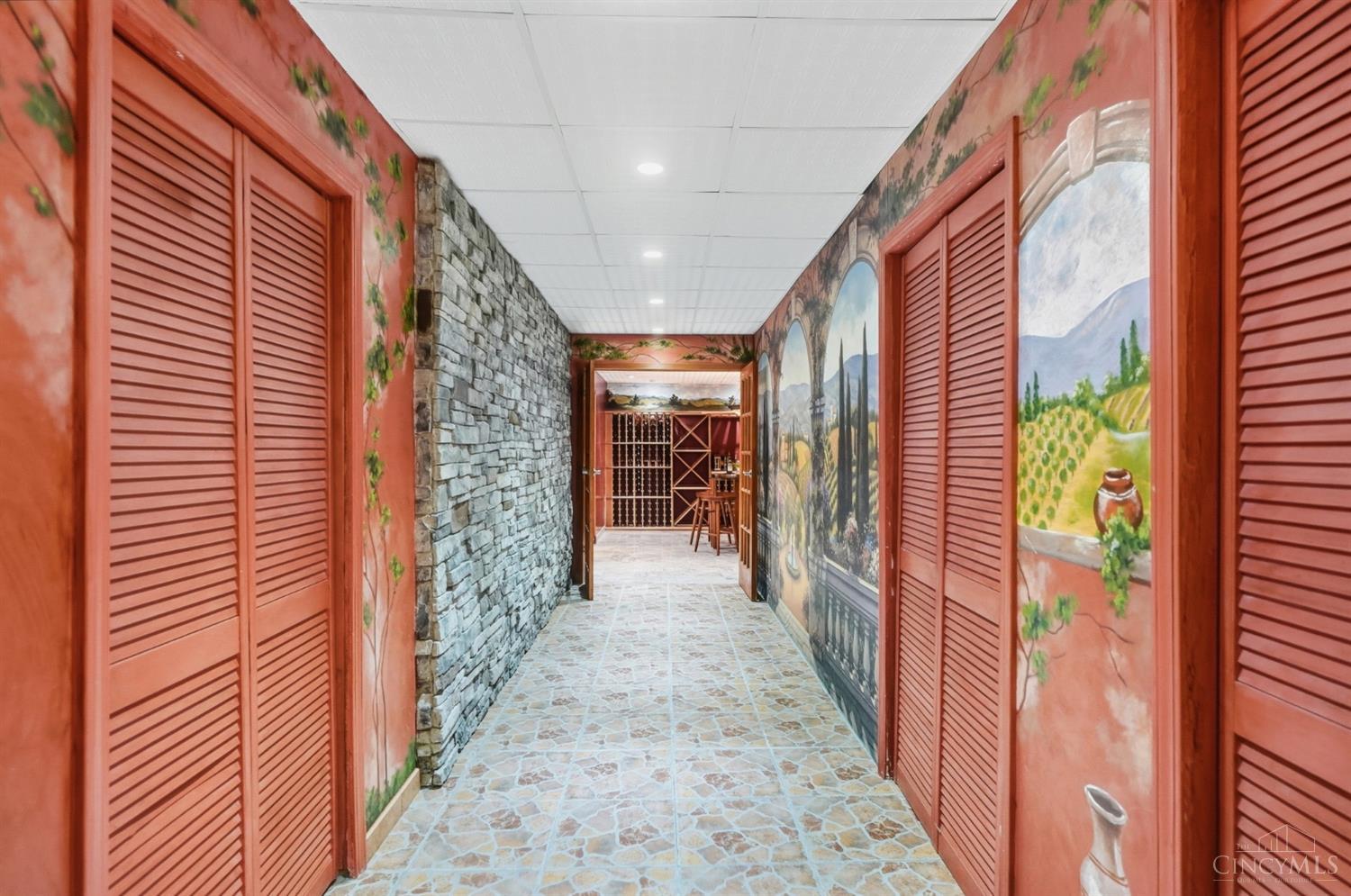 1600 Red Fox Lane