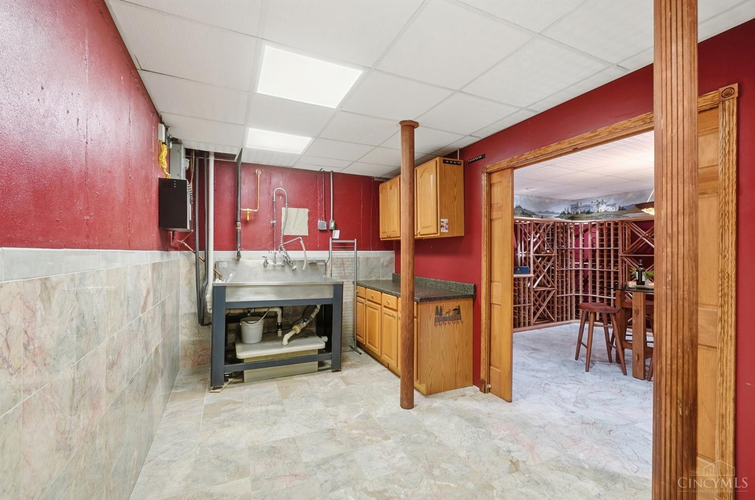 1600 Red Fox Lane