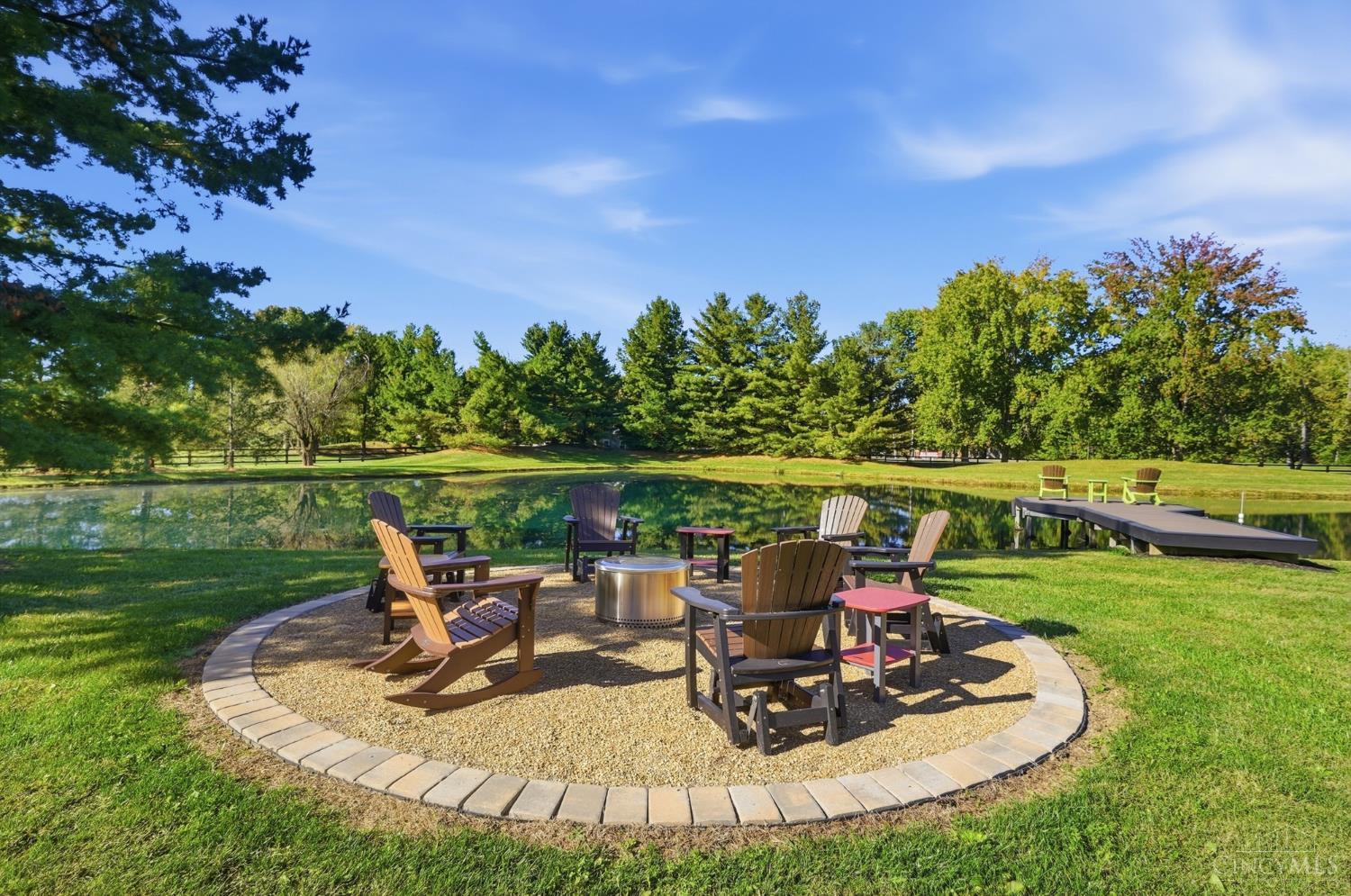 1600 Red Fox Lane