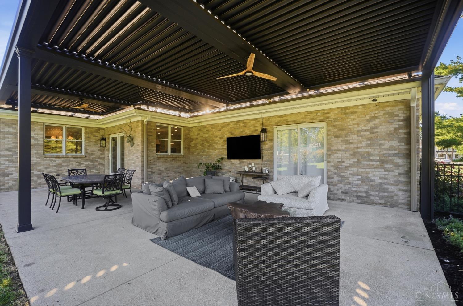 1600 Red Fox Lane