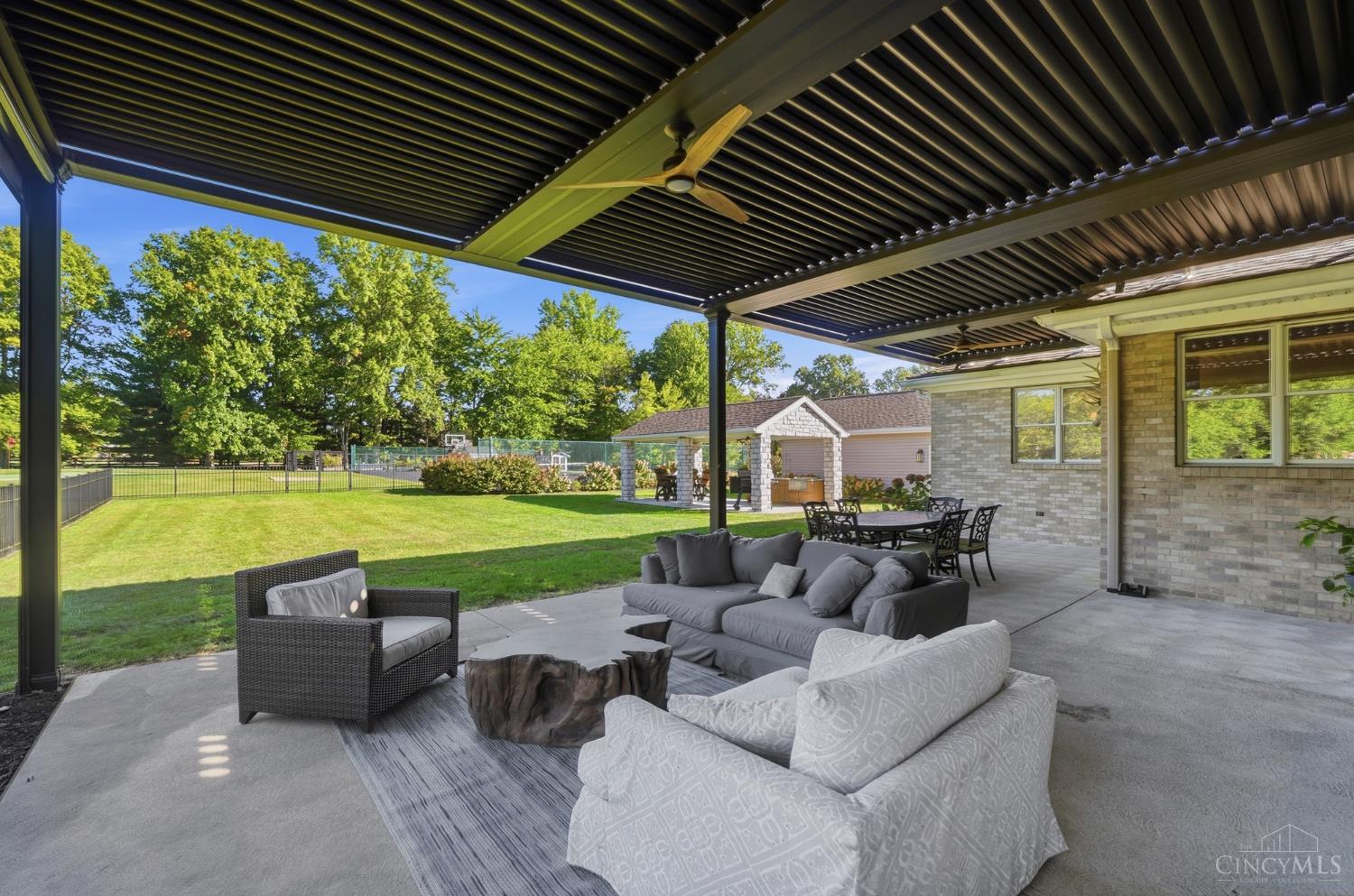 1600 Red Fox Lane