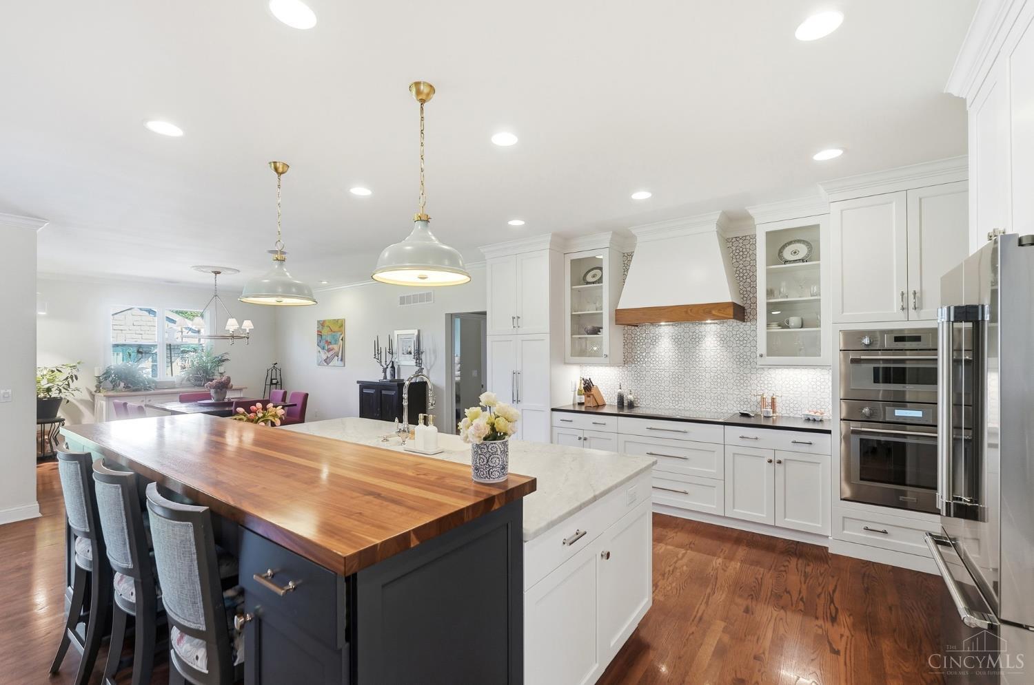 1600 Red Fox Lane