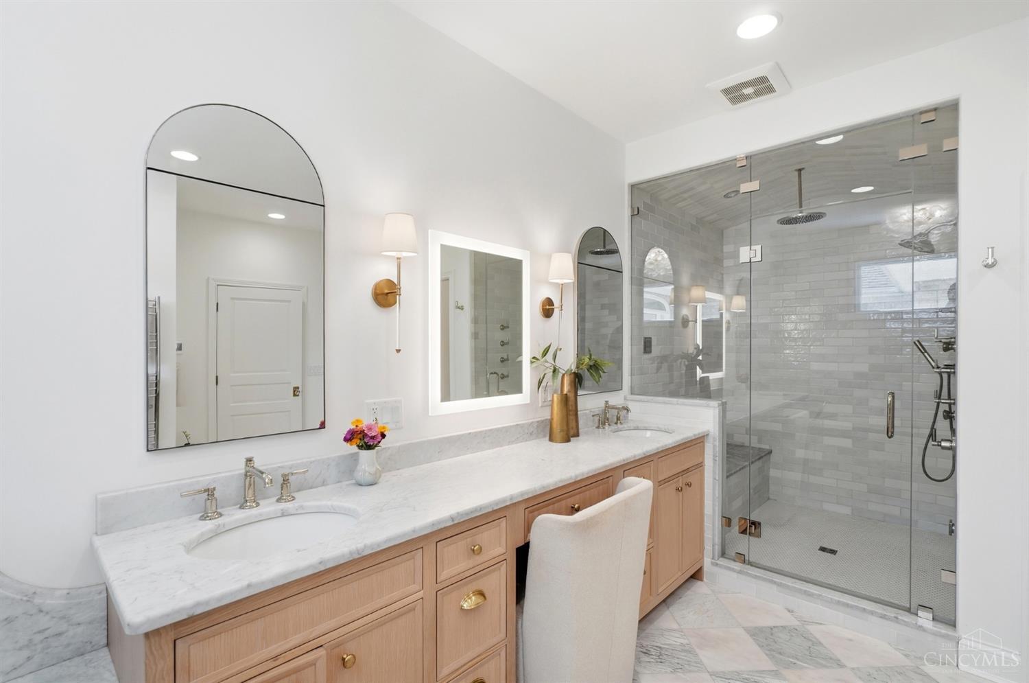 1600 Red Fox Lane