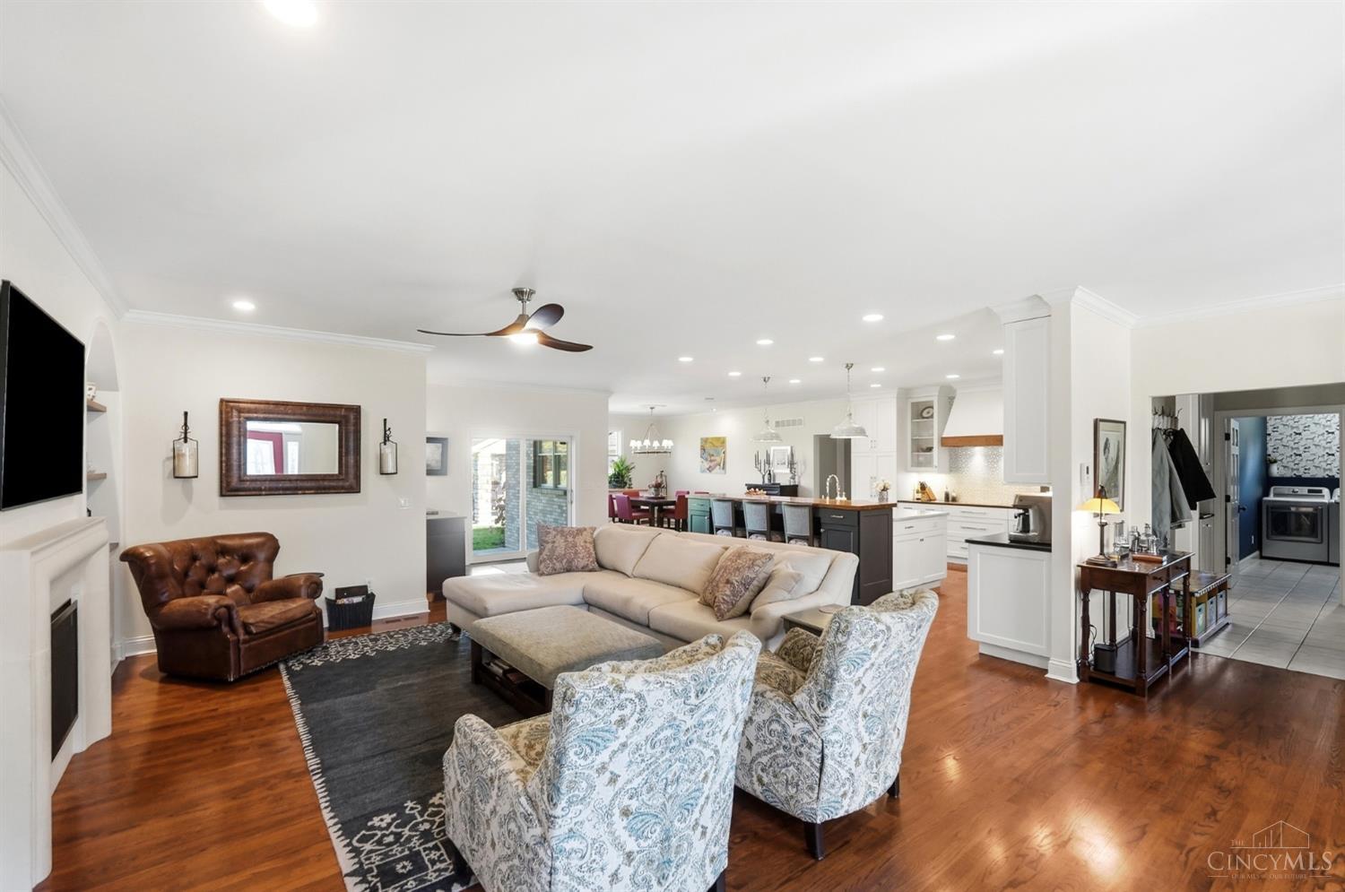 1600 Red Fox Lane