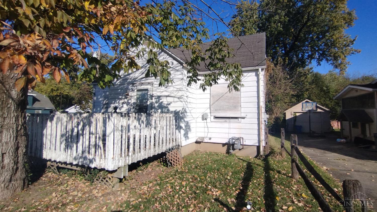 Photo 1 of Single family home for sale at 2113 Carolina St, Middletown, OH 45044 | MLS# 1898192 | Listing updated on 2026-10-26