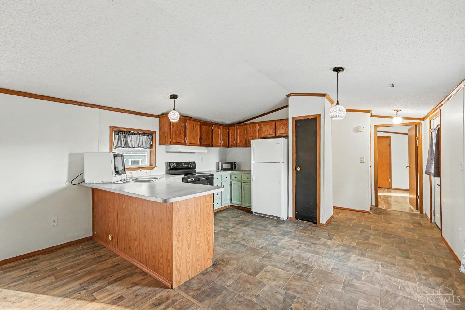 Photo 4 of Single family home for sale at 9970 Horseshoe Rd, Union Twp, OH 45142 | MLS# 1895897 | Listing updated on 2026-10-30