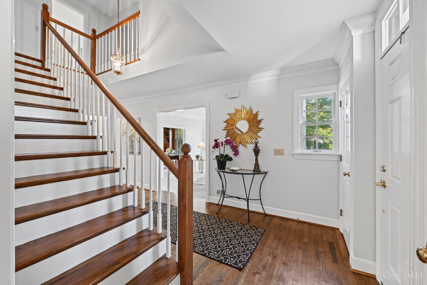 Photo 3 of Sale Pending at 9924 Huntersrun Ln, Symmes Twp, OH 45242 | MLS# 1898078 | Listing updated on 2026-10-27