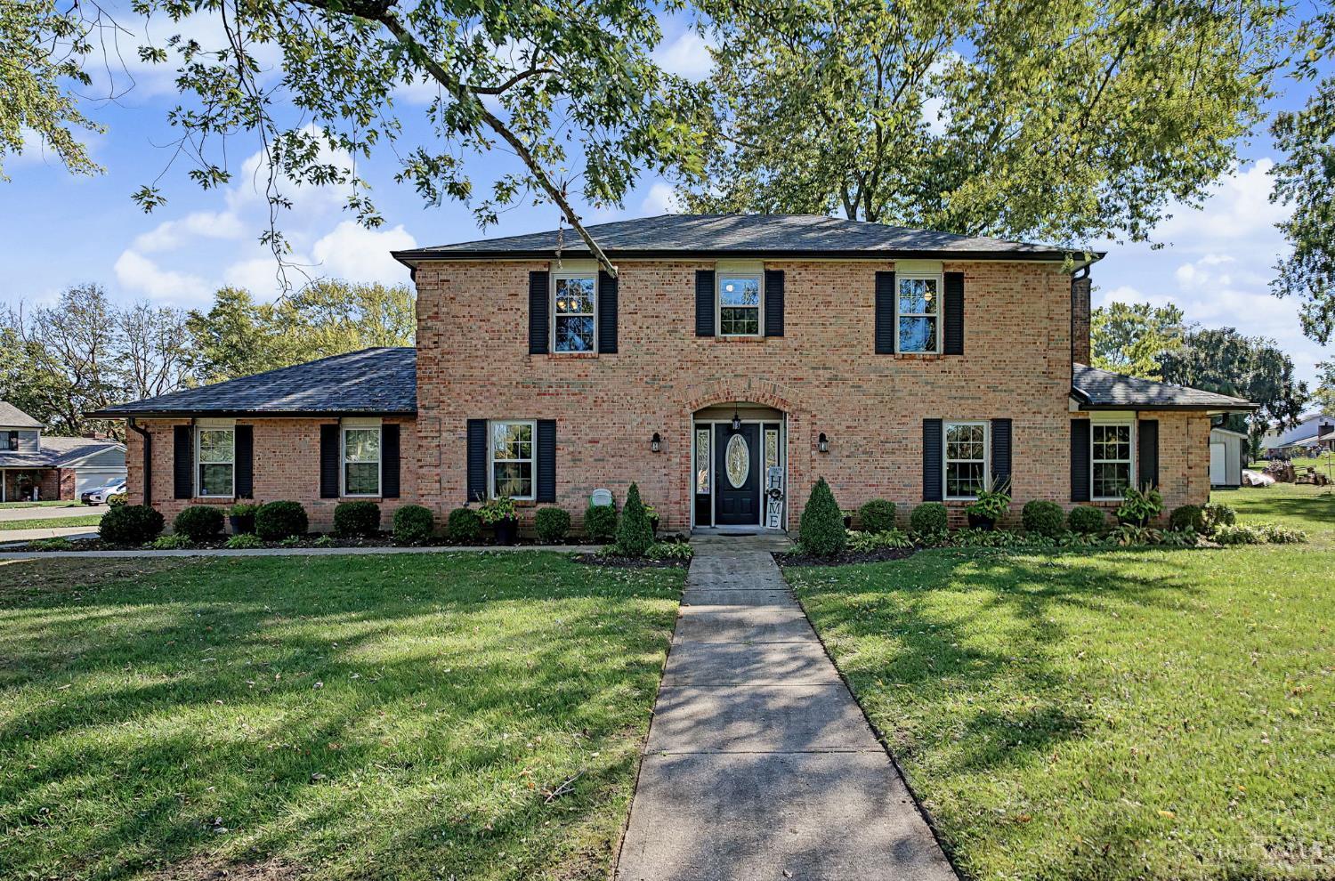 615 Queensgate Road
