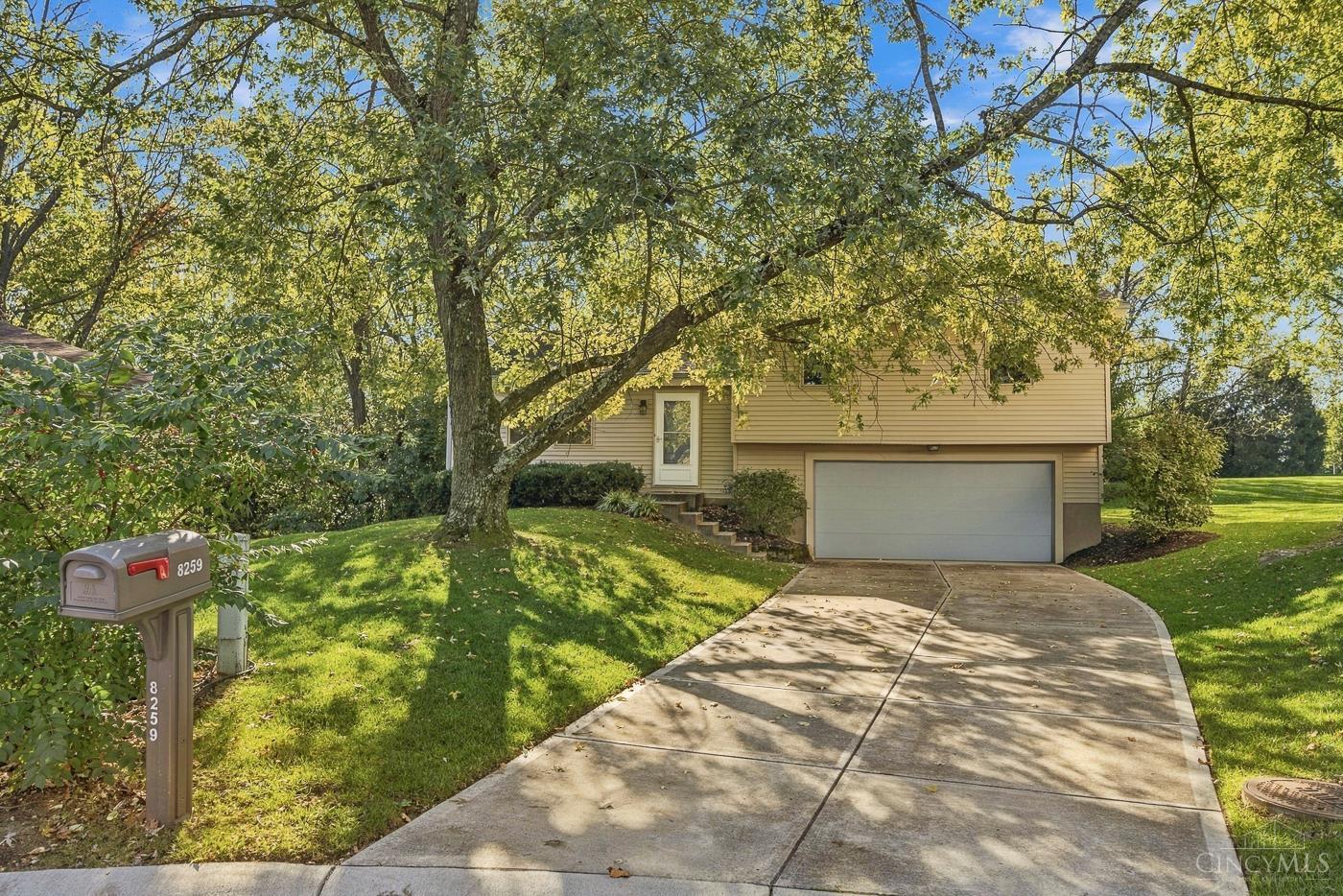 8259 Ravenwood Way