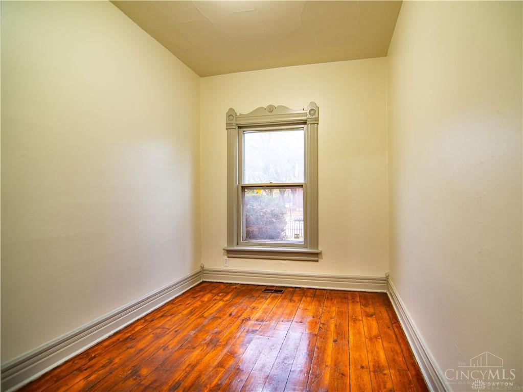 Photo 3 of House for sale at 152 High St, Dayton, OH 45403 | MLS# 1898482 | Listing updated on 2026-10-28