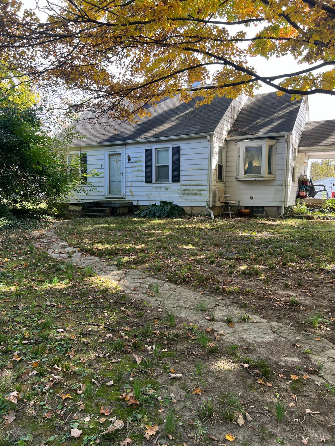 Single family home for sale at 5184 Dixie Hwy, Franklin Twp, OH 45005 | MLS# 1898437