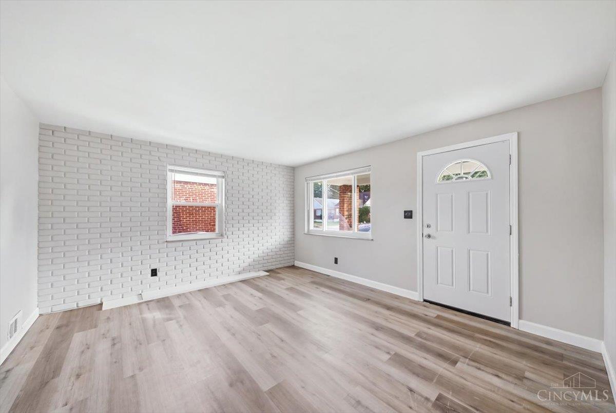 Photo 4 of Single family home for sale at 2020 Carpenter Dr, North College Hill, OH 45239 | MLS# 1898585 | Listing updated on 2026-10-30