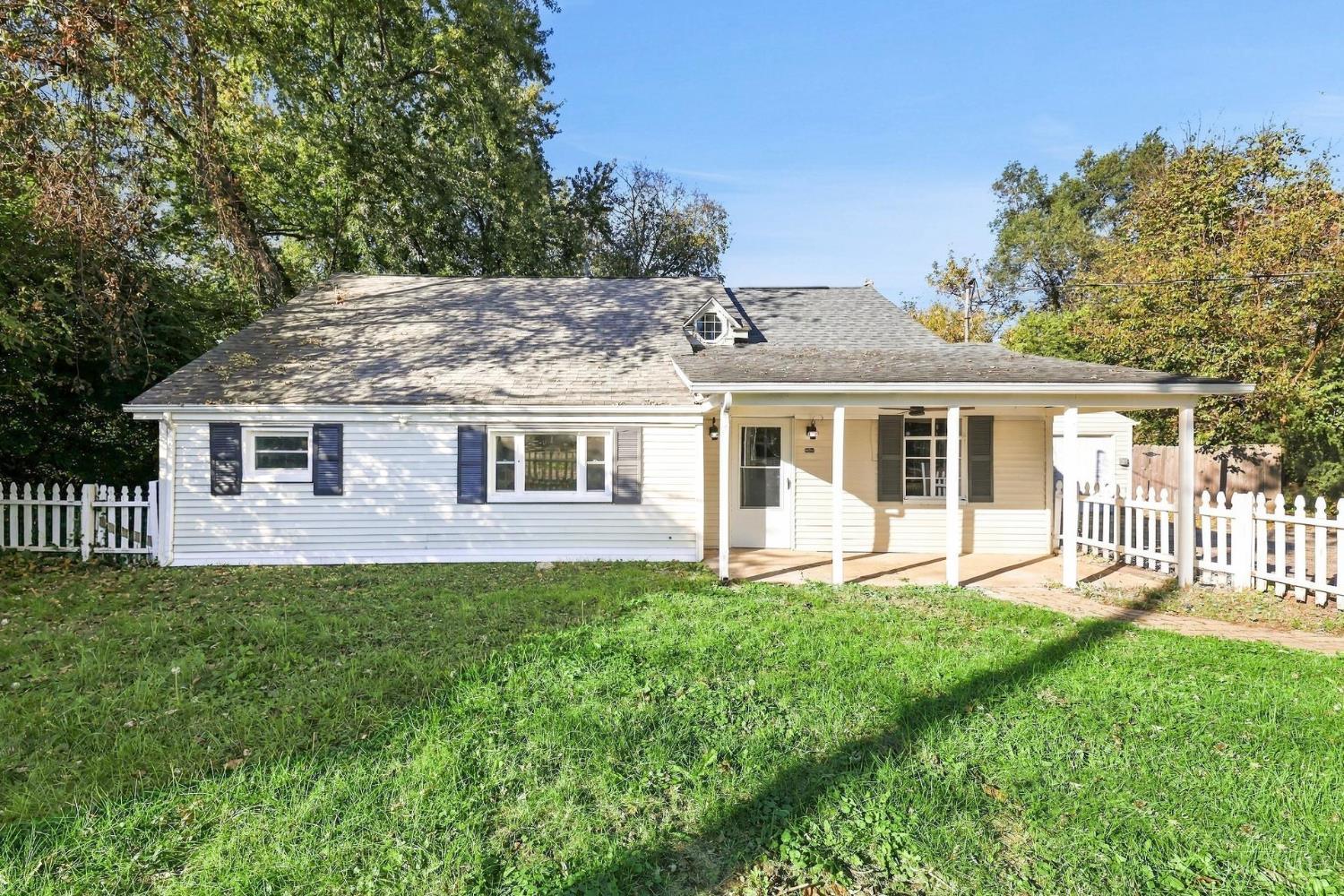 1207 W Spring Valley Pike
