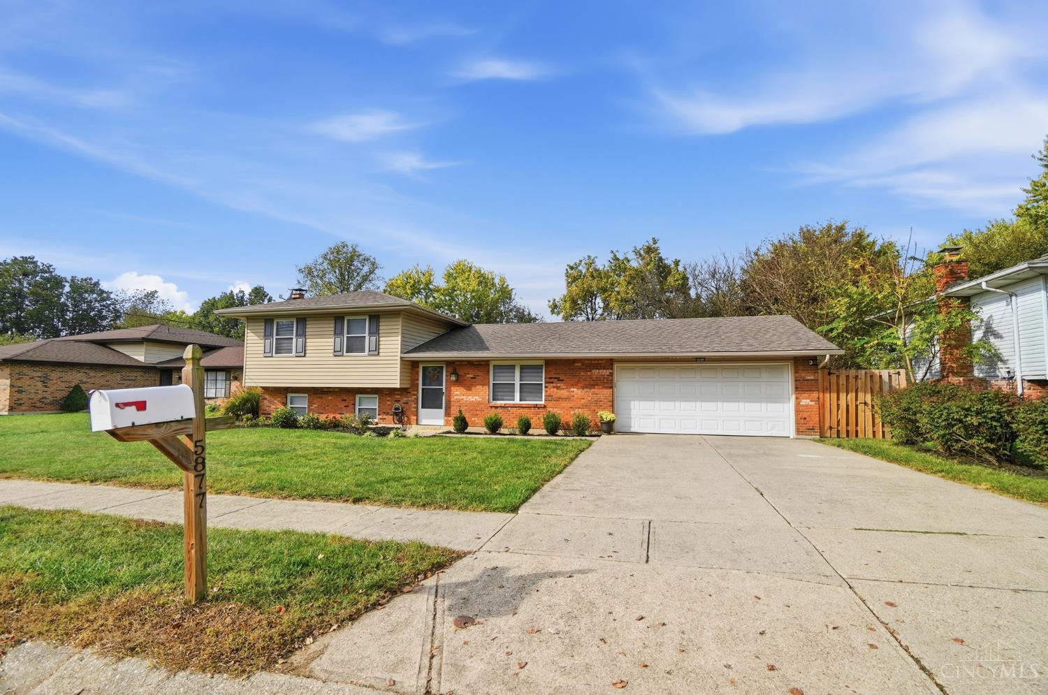 Photo 1 of Single family home for sale at 5877 Lake Cir Dr, Fairfield, OH 45014 | MLS# 1898579 | Listing updated on 2026-10-29