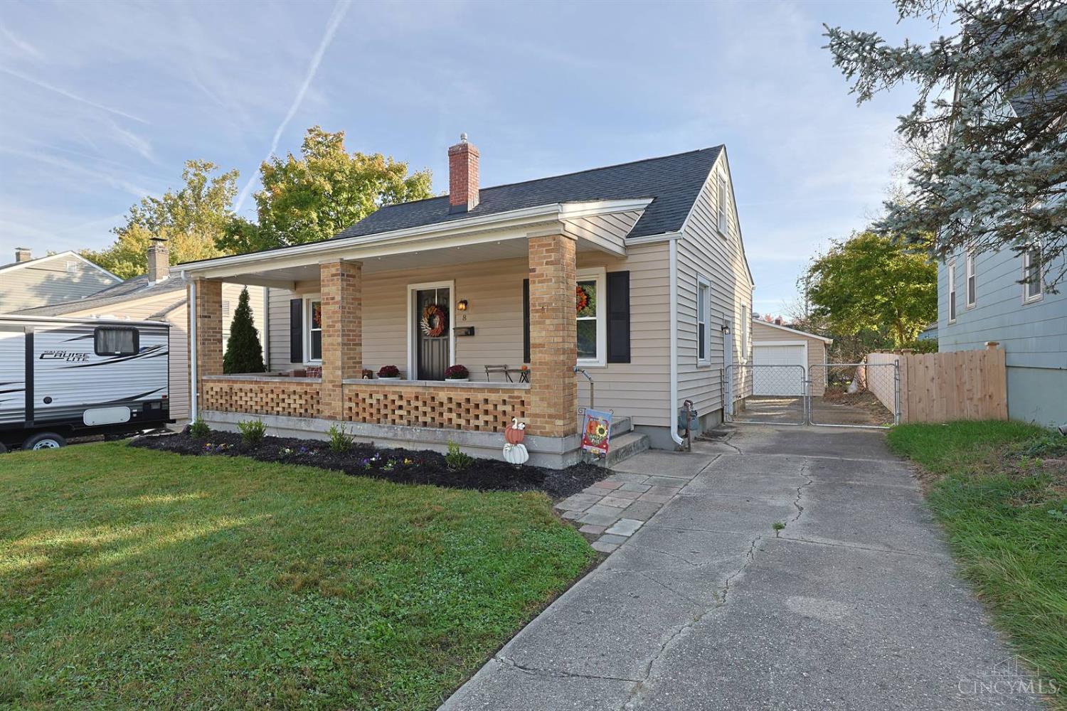 Photo 1 of Single family home for sale at 8 Mavern Ave, Hamilton, OH 45013 | MLS# 1898493 | Listing updated on 2026-10-29