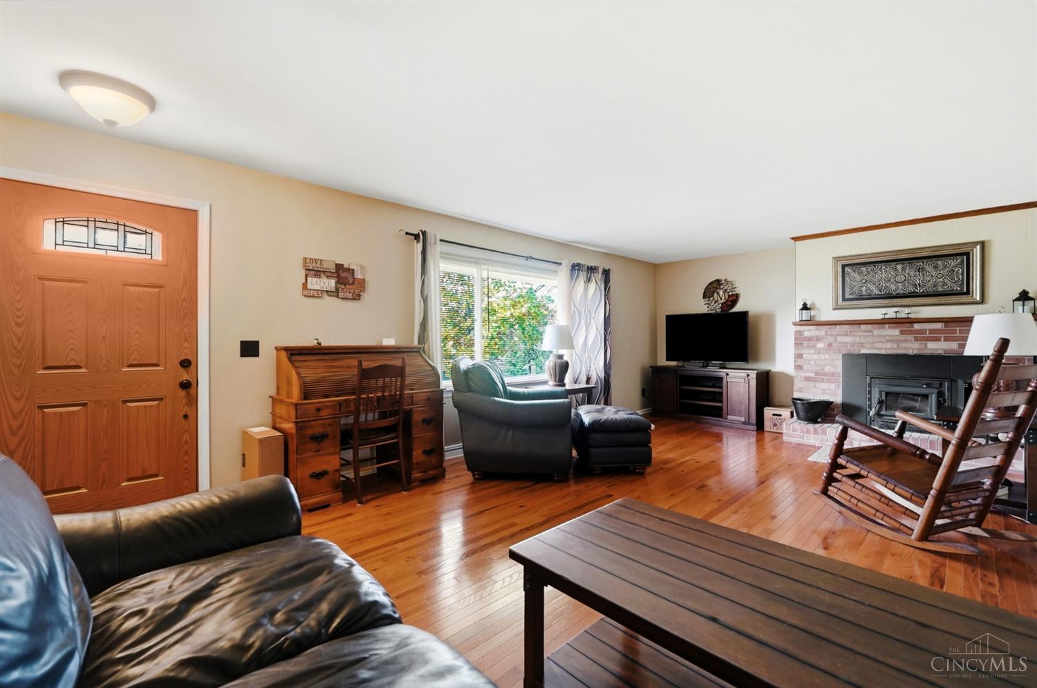 Photo 3 of Single family home for sale at 202 Columbus Dr S, Hanover Twp, OH 45013 | MLS# 1898599 | Listing updated on 2026-10-29