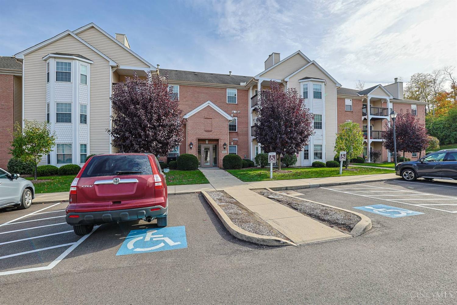 Photo 3 of Condo for sale at 4350 Regency Ridge Ct #205, Green Twp, OH 45248 | MLS# 1898560 | Listing updated on 2026-10-29