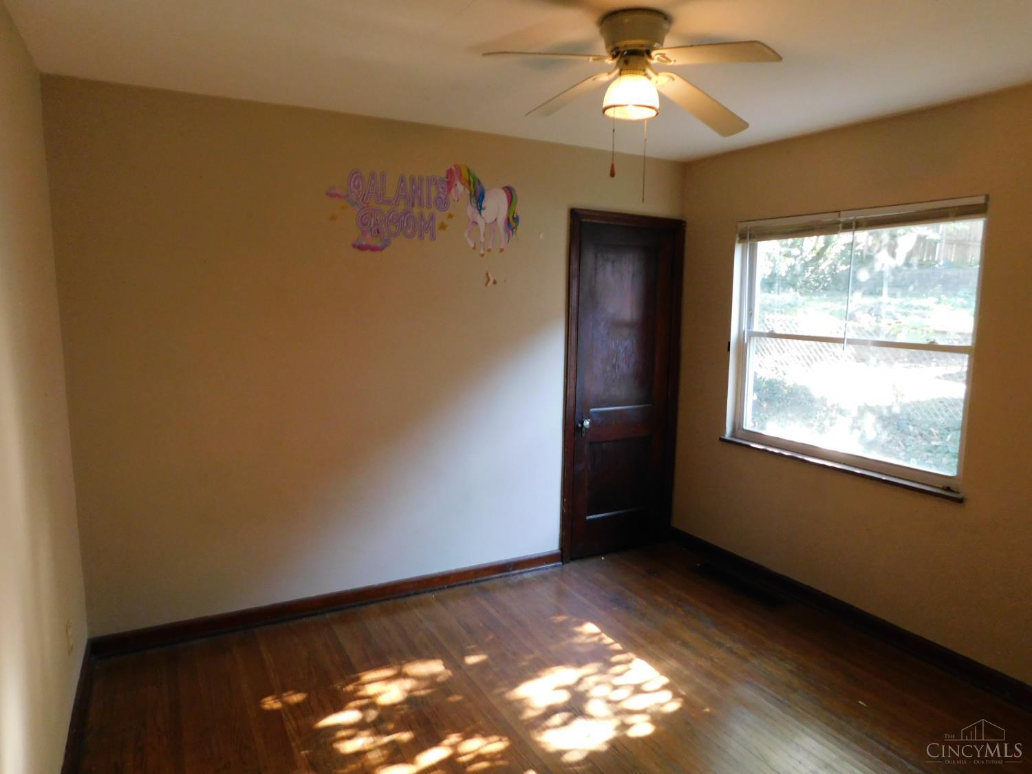 Photo 4 of Single family home for sale at 1634 Quebec Rd, Cincinnati, OH 45205 | MLS# 1898535 | Listing updated on 2026-10-27