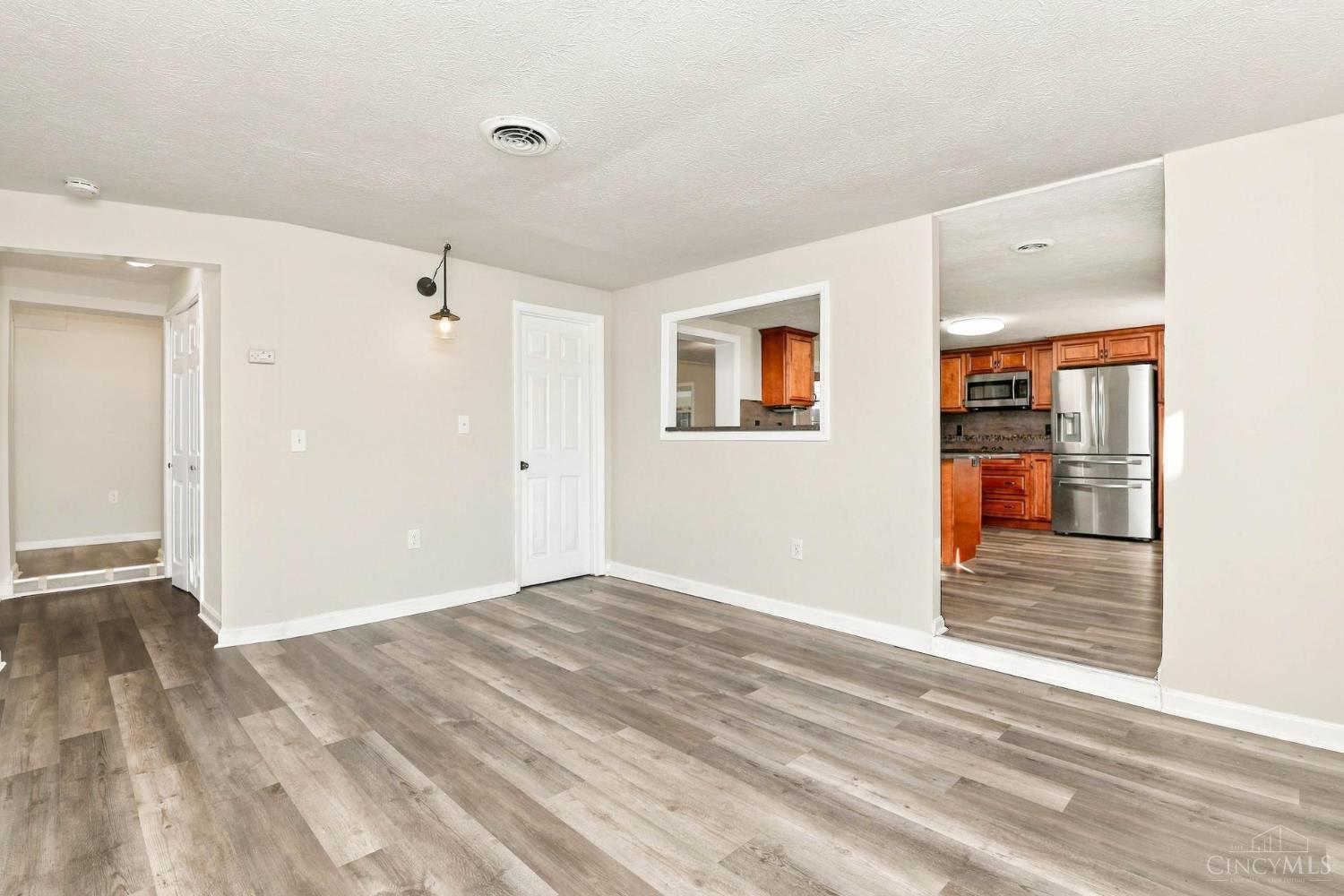 Photo 4 of Single family home for sale at 1207 W Spring Valley Pike, Washington Twp, OH 45458 | MLS# 1898526 | Listing updated on 2026-10-28