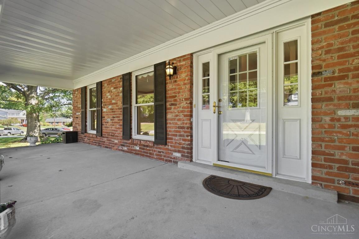 Photo 4 of Single family home for sale at 9412 Chagrin Way, Colerain Twp, OH 45251 | MLS# 1898544 | Listing updated on 2026-10-27
