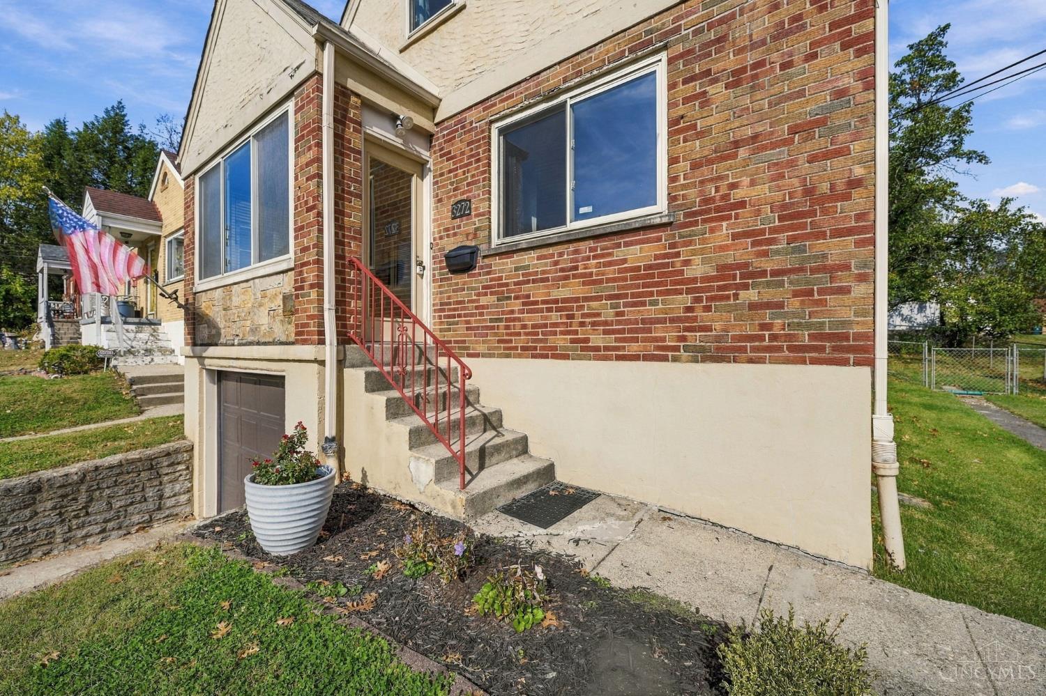 Photo 2 of Single family home for sale at 3272 Midden Cir, Cincinnati, OH 45238 | MLS# 1898496 | Listing updated on 2026-10-27