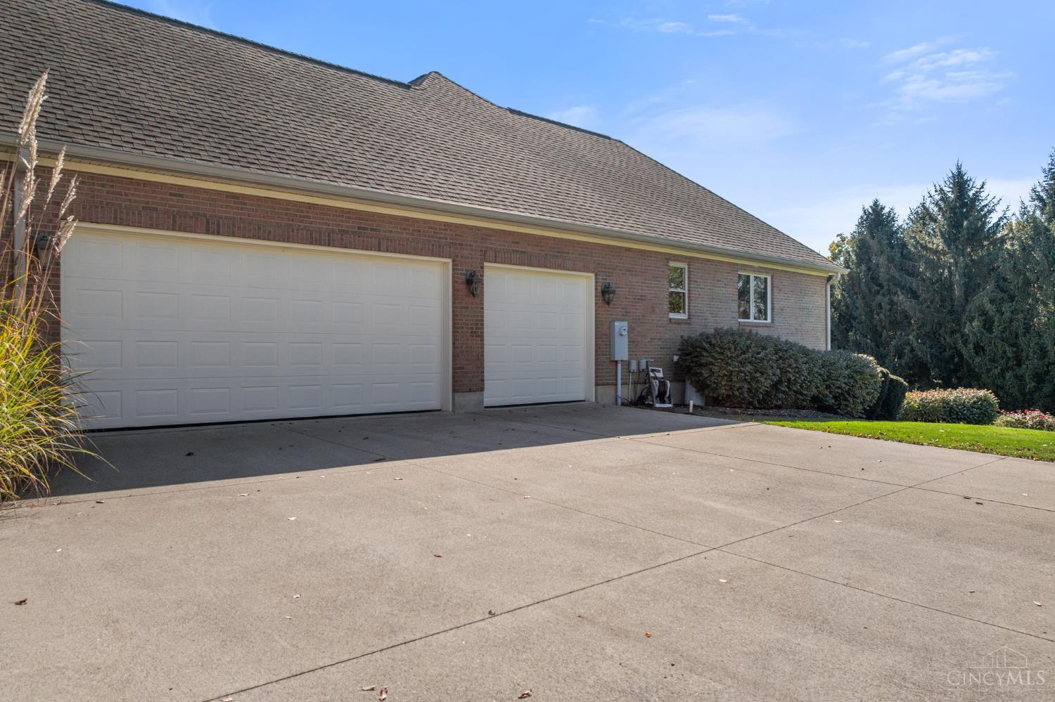 Photo 1 of Single family home for sale at 593 Todds Ridge Rd, Union Twp, OH 45177 | MLS# 1898692 | Listing updated on 2026-10-28