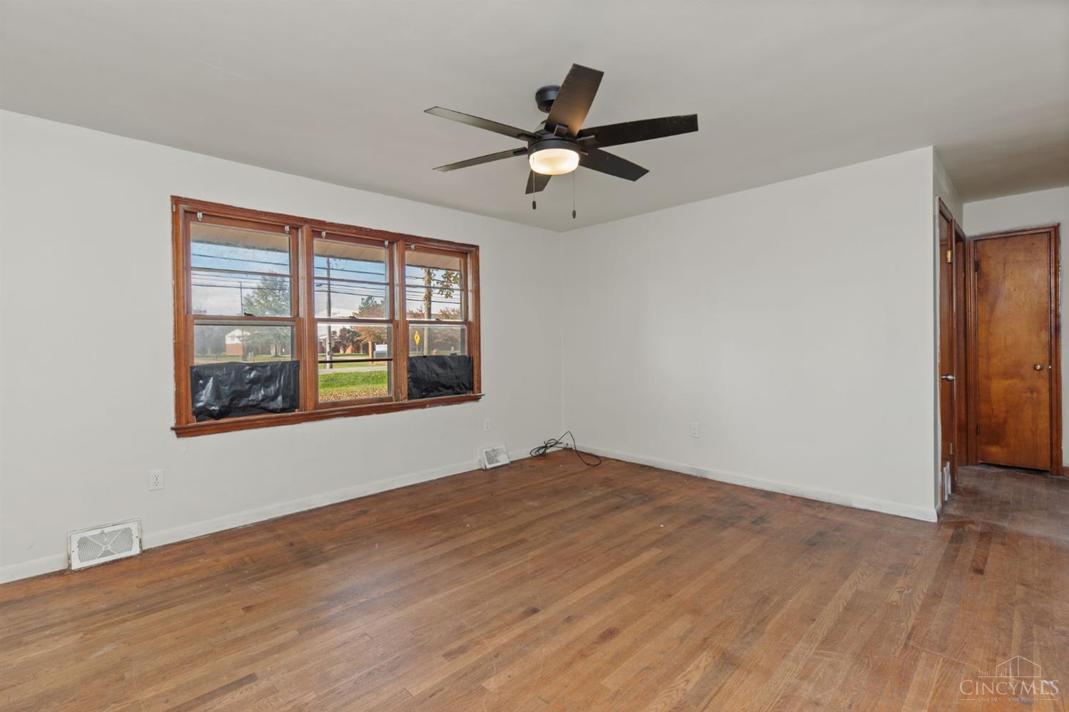 Photo 2 of Single family home for sale at 972 Mount Orab Pike, Georgetown, OH 45121 | MLS# 1898412 | Listing updated on 2026-10-29