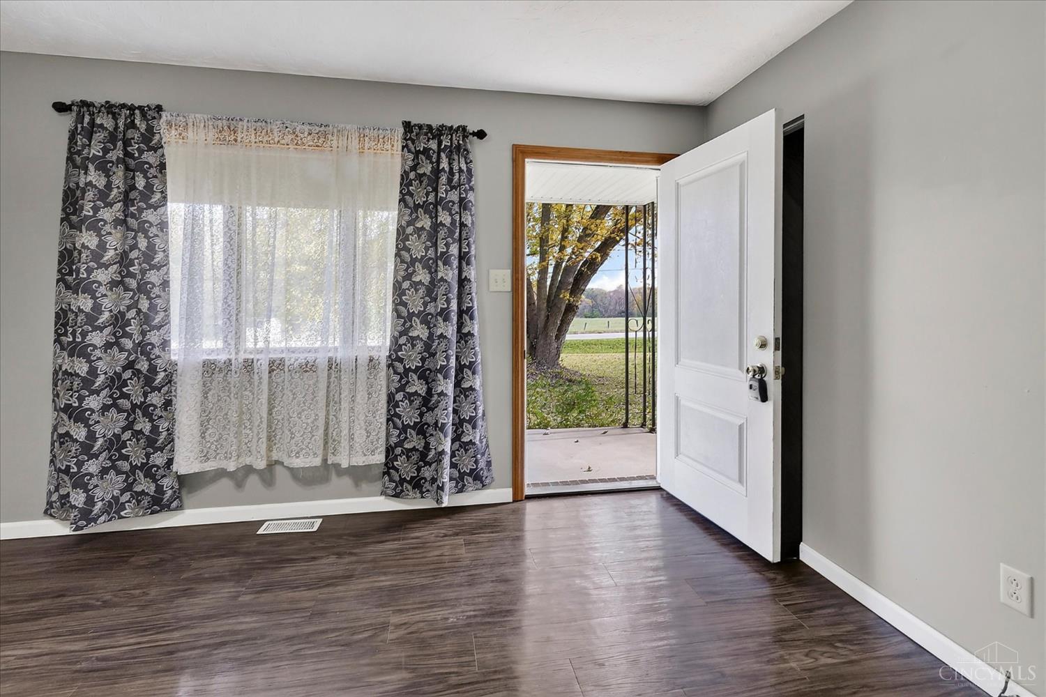 Photo 3 of Single family home for sale at 5127 State Route 73, Washington Twp, OH 45133 | MLS# 1898562 | Listing updated on 2026-10-29