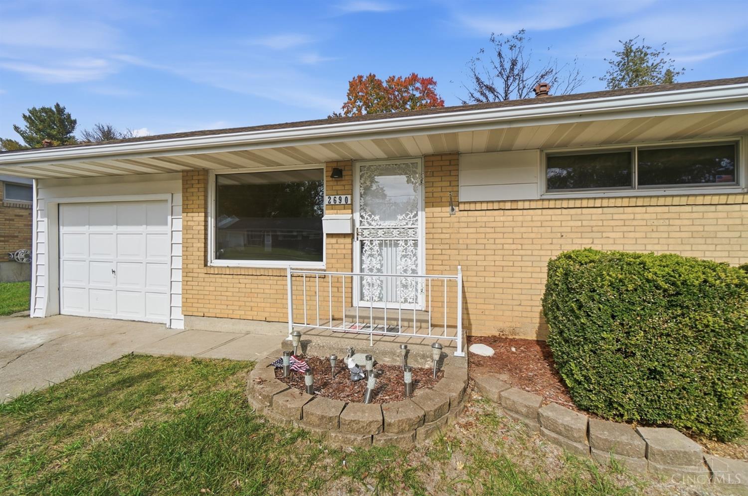 Photo 4 of Single family home for sale at 2690 Royal Glen Dr, Colerain Twp, OH 45239 | MLS# 1898165 | Listing updated on 2026-10-29