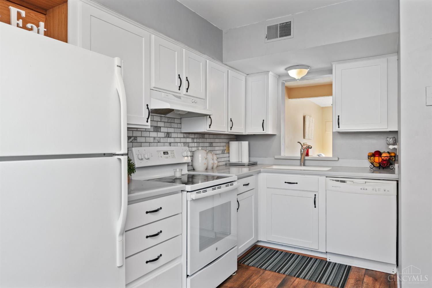 Photo 3 of Condo for sale at 20 Courthouse Green, Union Twp, OH 45103 | MLS# 1898318 | Listing updated on 2026-10-28