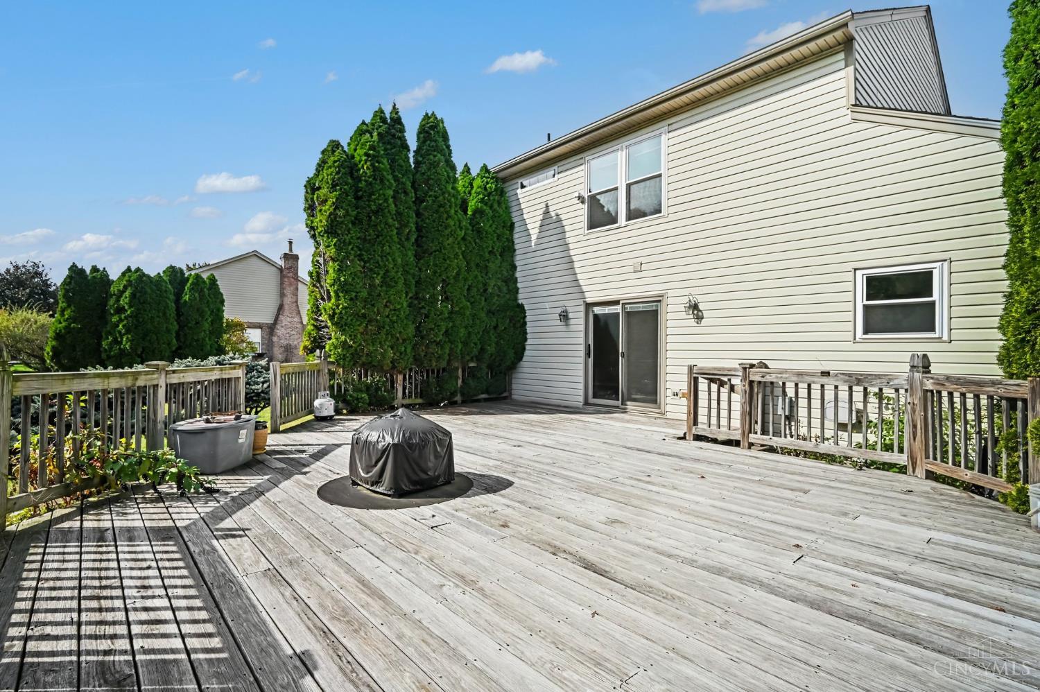 Photo 2 of Single family home for sale at 6259 Deerhaven Ln, Miami Twp, OH 45140 | MLS# 1898558 | Listing updated on 2026-10-29