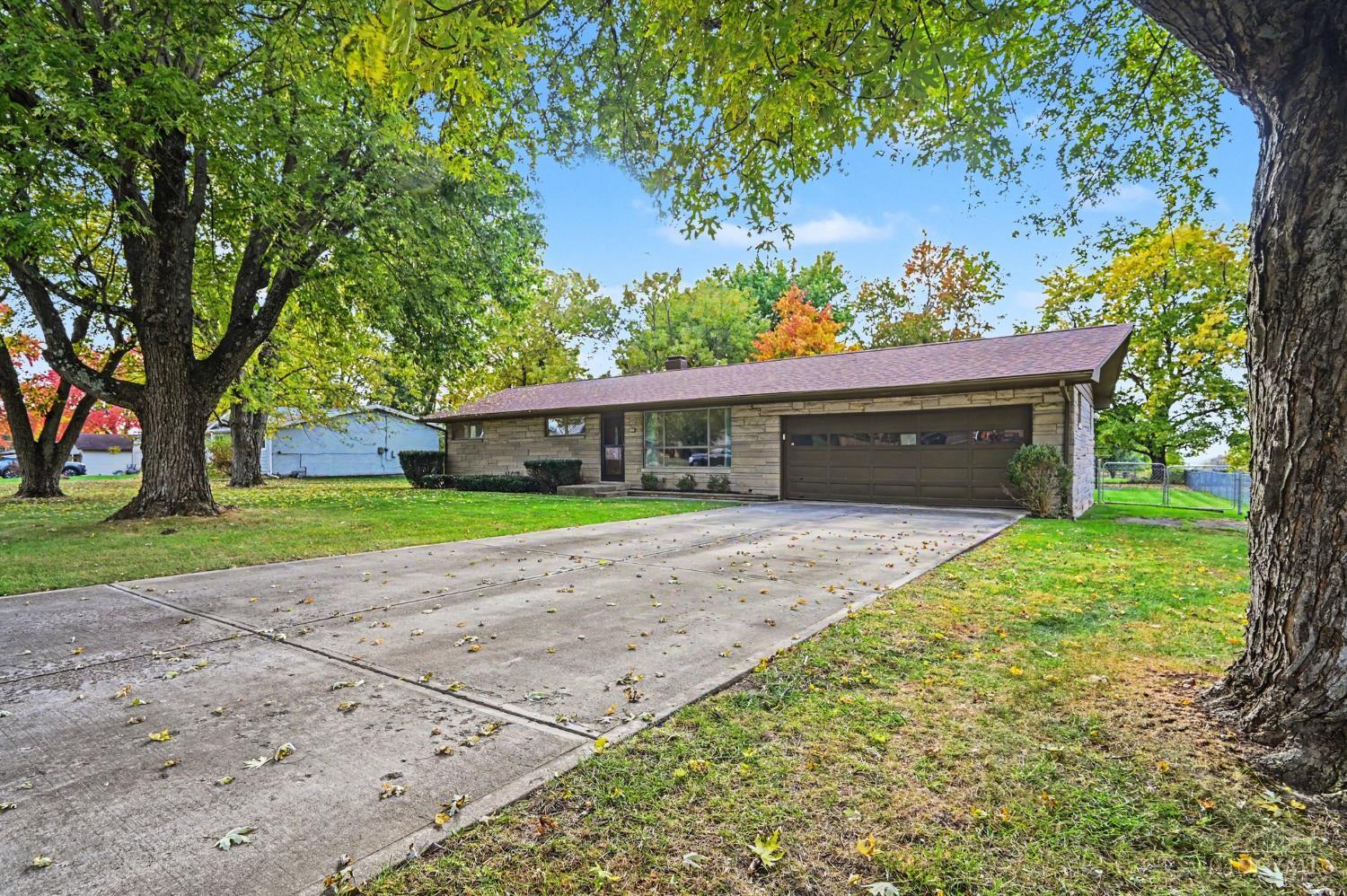 Photo 2 of Single family home for sale at 3575 Julie Dr, Franklin Twp, OH 45005 | MLS# 1898519 | Listing updated on 2026-10-29