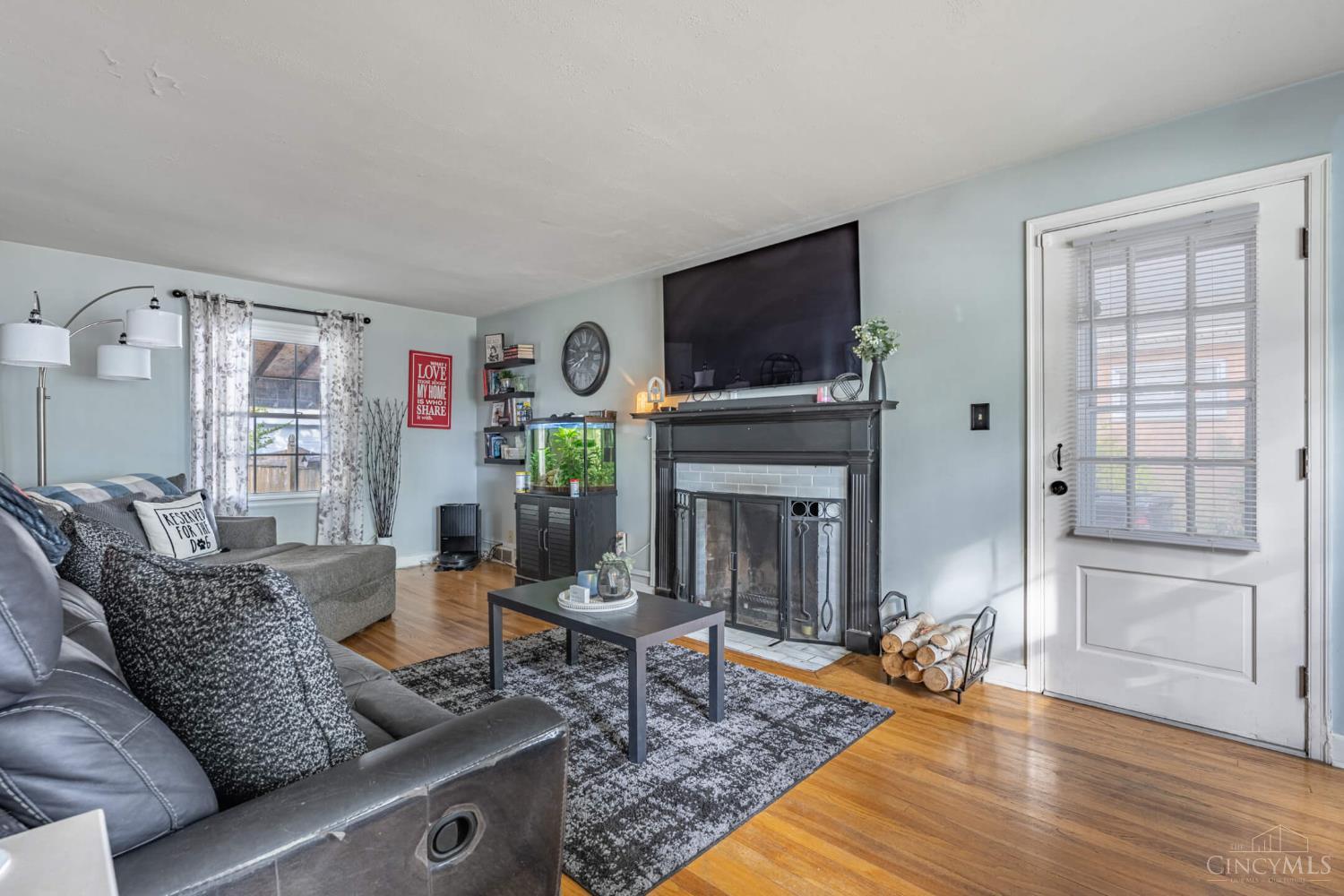 Photo 2 of Single family home for sale at 4203 Central Ave, Middletown, OH 45044 | MLS# 1898211 | Listing updated on 2026-10-30
