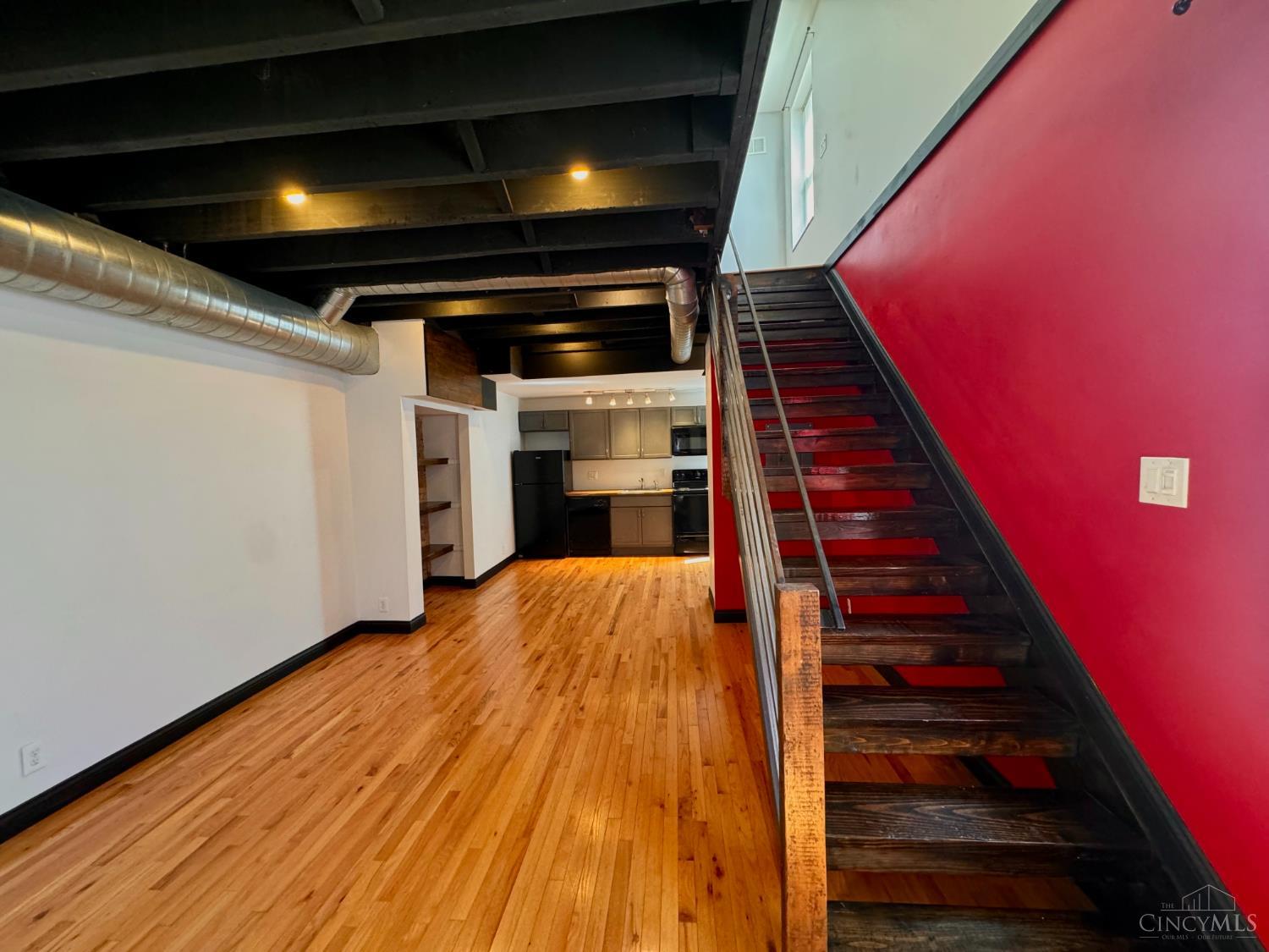 Photo 2 of House for sale at 226 Clifton Ave, Cincinnati, OH 45202 | MLS# 1898654 | Listing updated on 2026-10-28