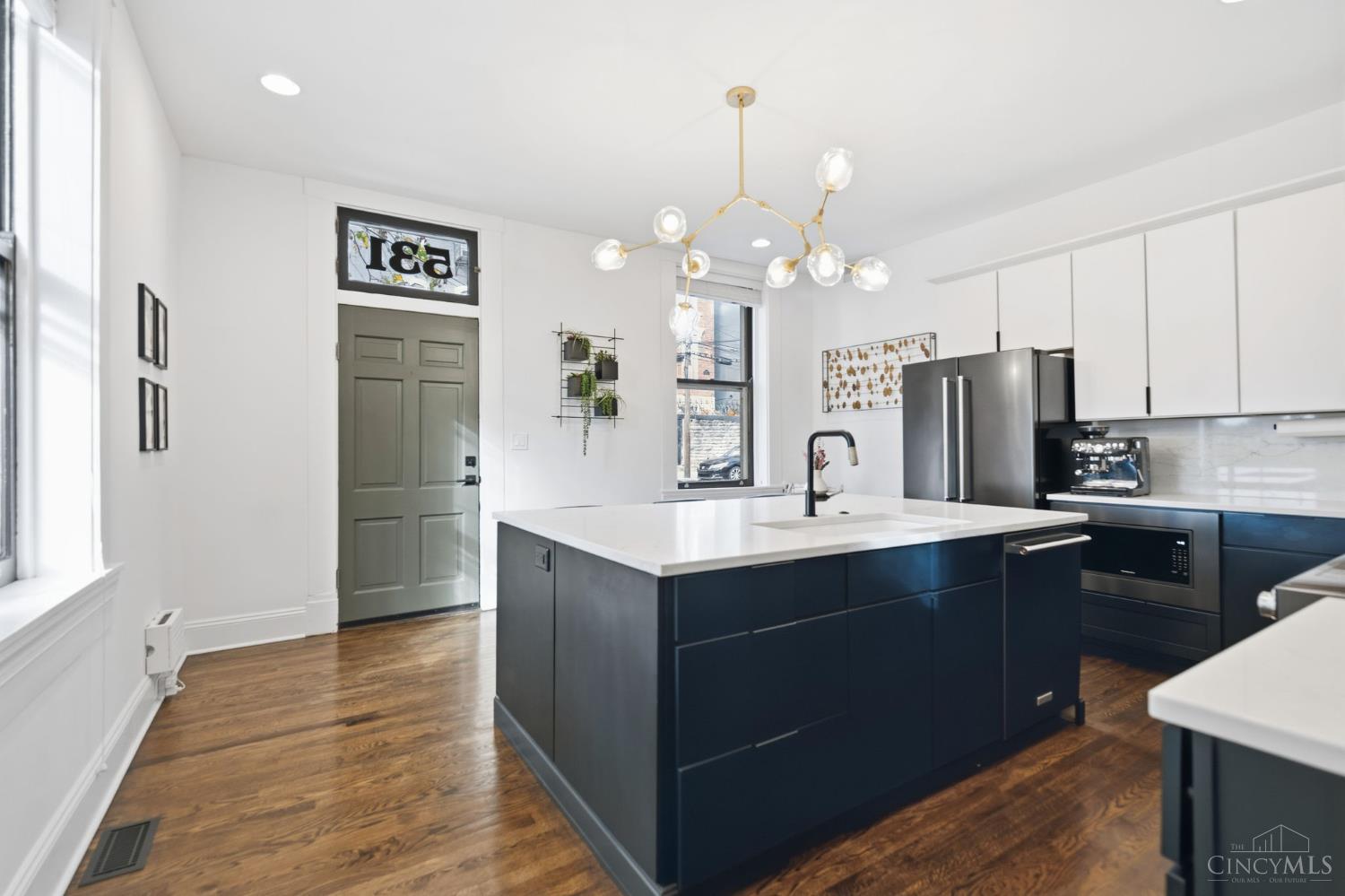 Photo 2 of Single family home for sale at 531 Milton St, Cincinnati, OH 45202 | MLS# 1898510 | Listing updated on 2026-10-29