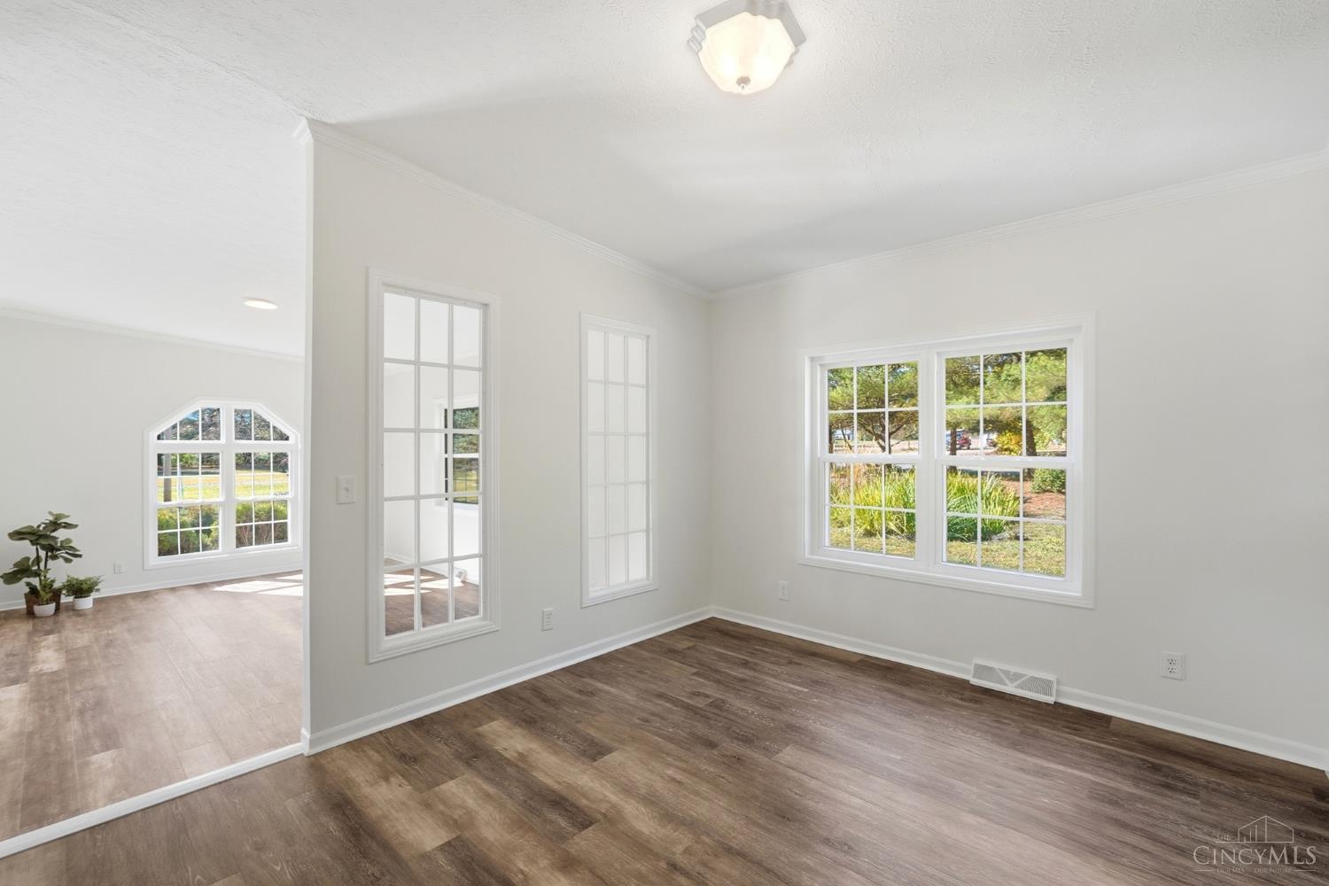 Photo 4 of Single family home for sale at 2915 Crane Schoolhouse Rd, Tate Twp, OH 45106 | MLS# 1898383 | Listing updated on 2026-10-30