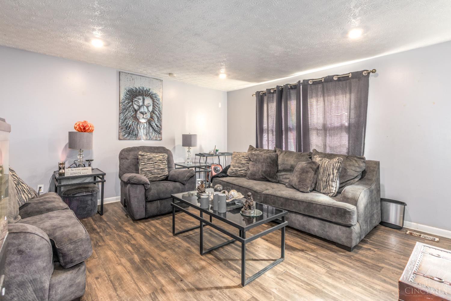 Photo 4 of Single family home for sale at 3128 Glenaire Dr, Cincinnati, OH 45251 | MLS# 1898619 | Listing updated on 2026-10-30