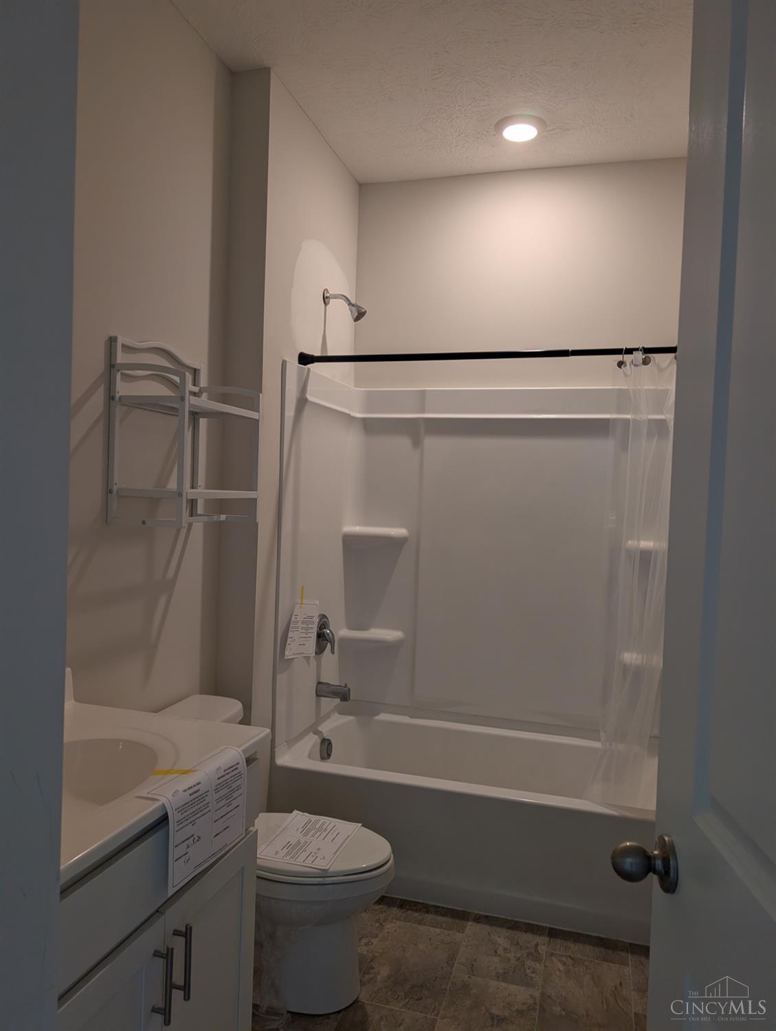 Photo 3 of Single family home for sale at 1802 Oak Cvs, Goshen Twp, OH 45122 | MLS# 1898861 | Listing updated on 2026-10-29