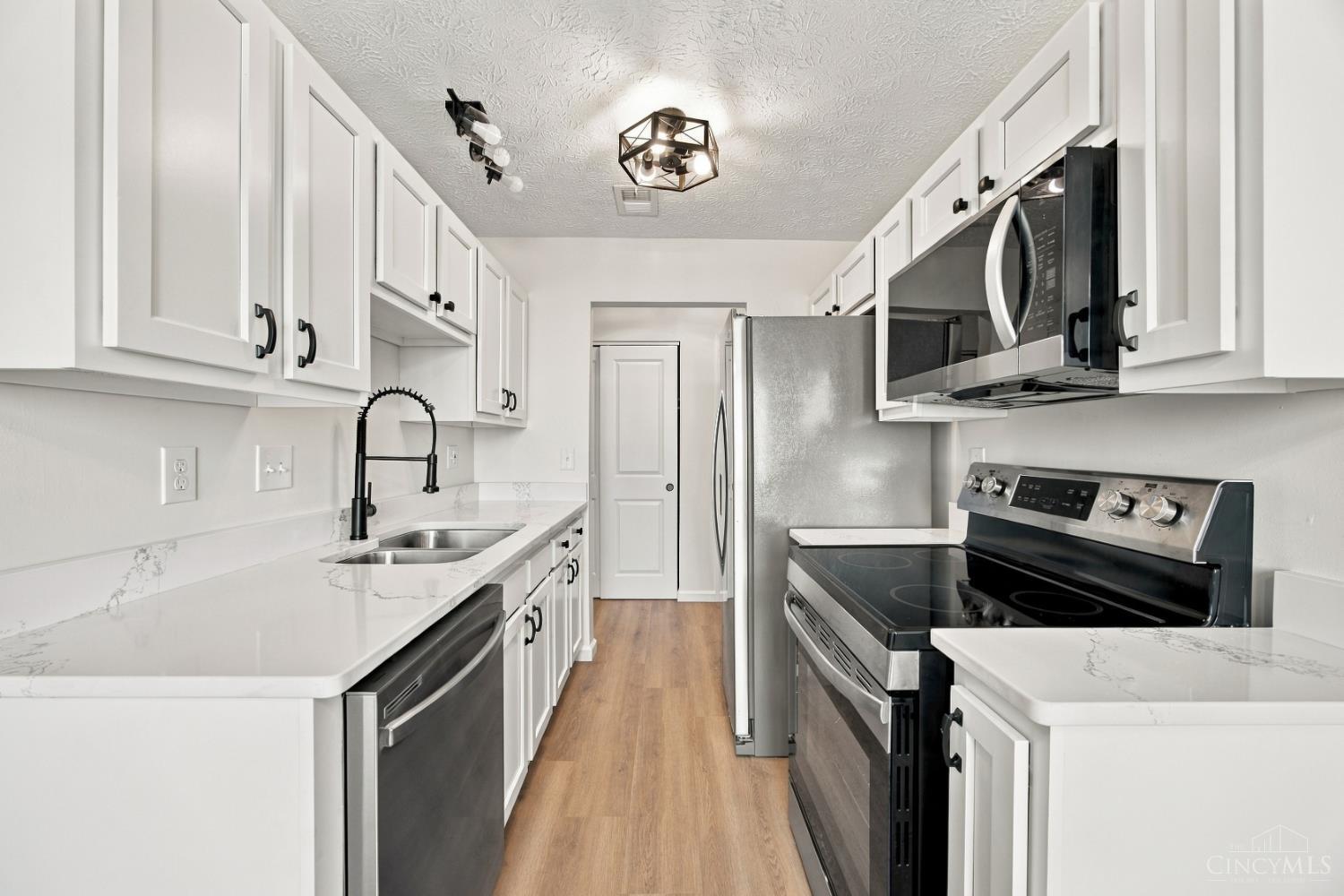 Photo 3 of Condo for sale at 3227 Roesch Blvd #E, Fairfield, OH 45014 | MLS# 1898781 | Listing updated on 2026-10-30