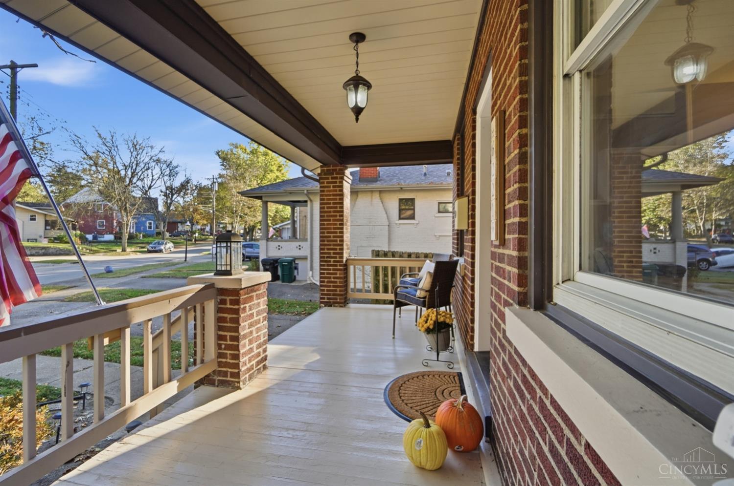 Photo 3 of Single family home for sale at 6221 Bona Vista Pl, Cincinnati, OH 45213 | MLS# 1898500 | Listing updated on 2026-10-29