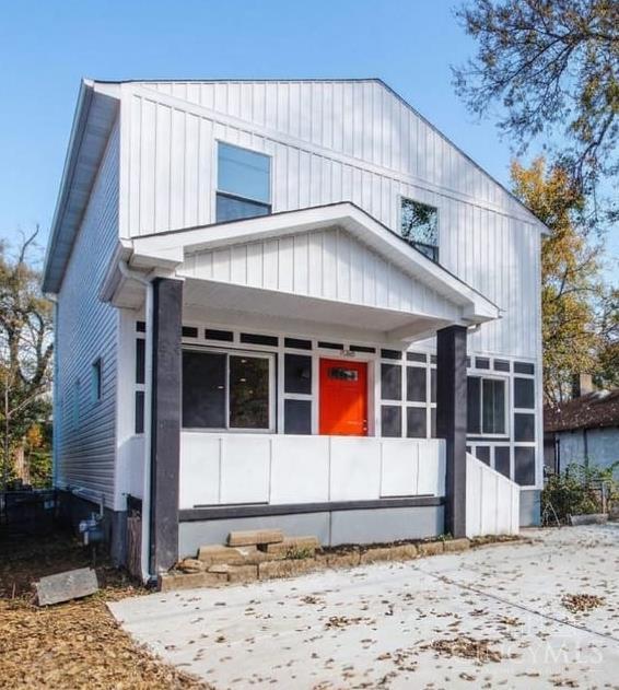 Photo 1 of Single family home for sale at 1100 Matthews Dr, Lincoln Heights, OH 45215 | MLS# 1898856 | Listing updated on 2026-10-30