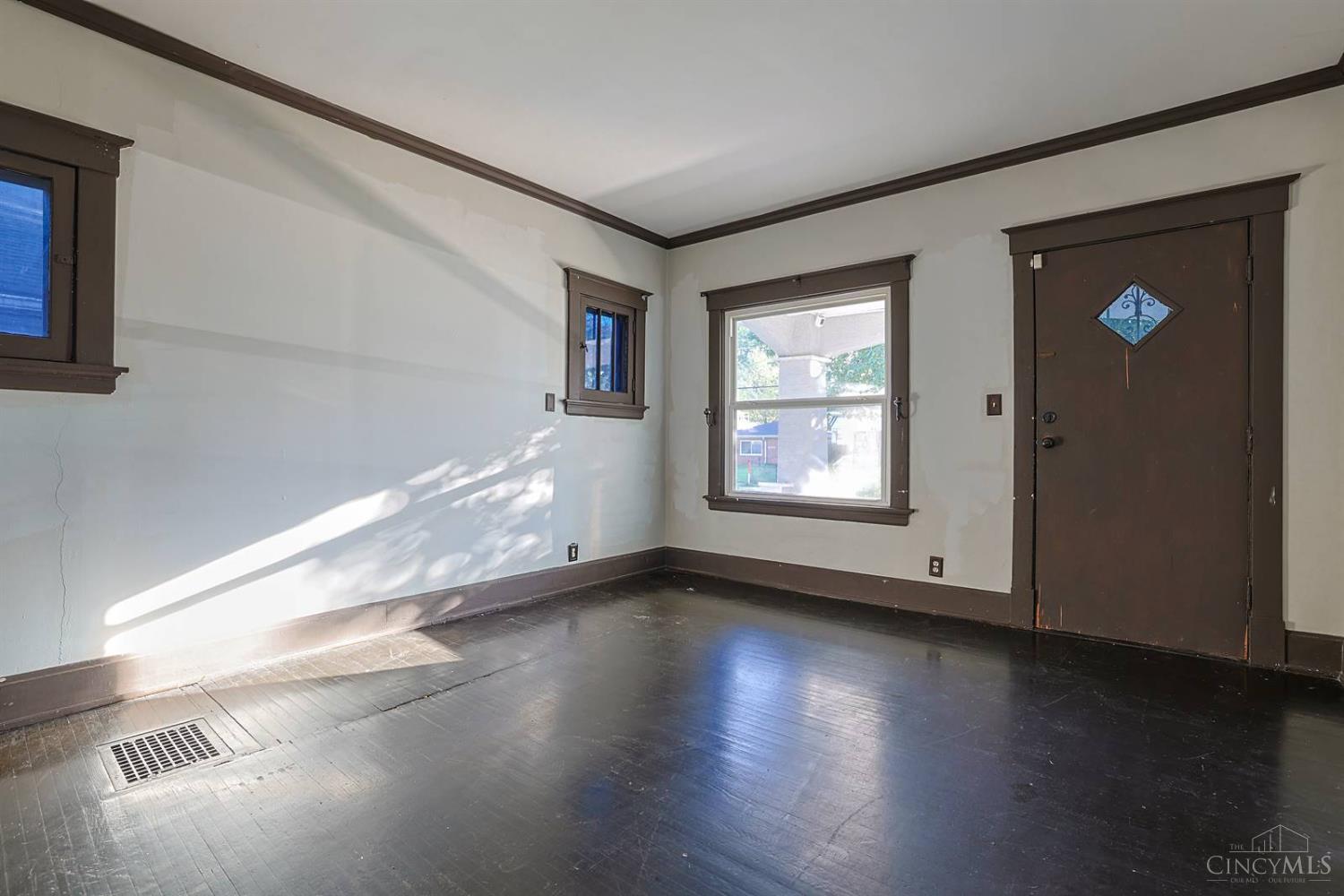 Photo 4 of Single family home for sale at 5429 Stewart Ave, Cincinnati, OH 45227 | MLS# 1898828 | Listing updated on 2026-10-29
