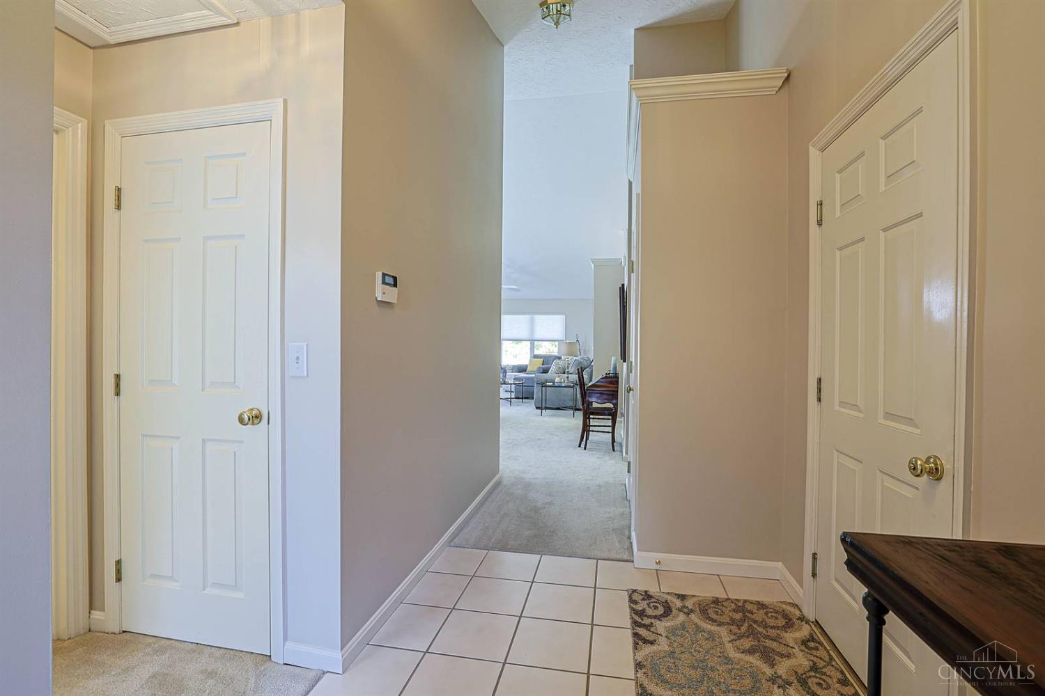 Photo 3 of Single family home for sale at 2922 Baffin Dr, Fairfield, OH 45011 | MLS# 1898801 | Listing updated on 2026-10-29
