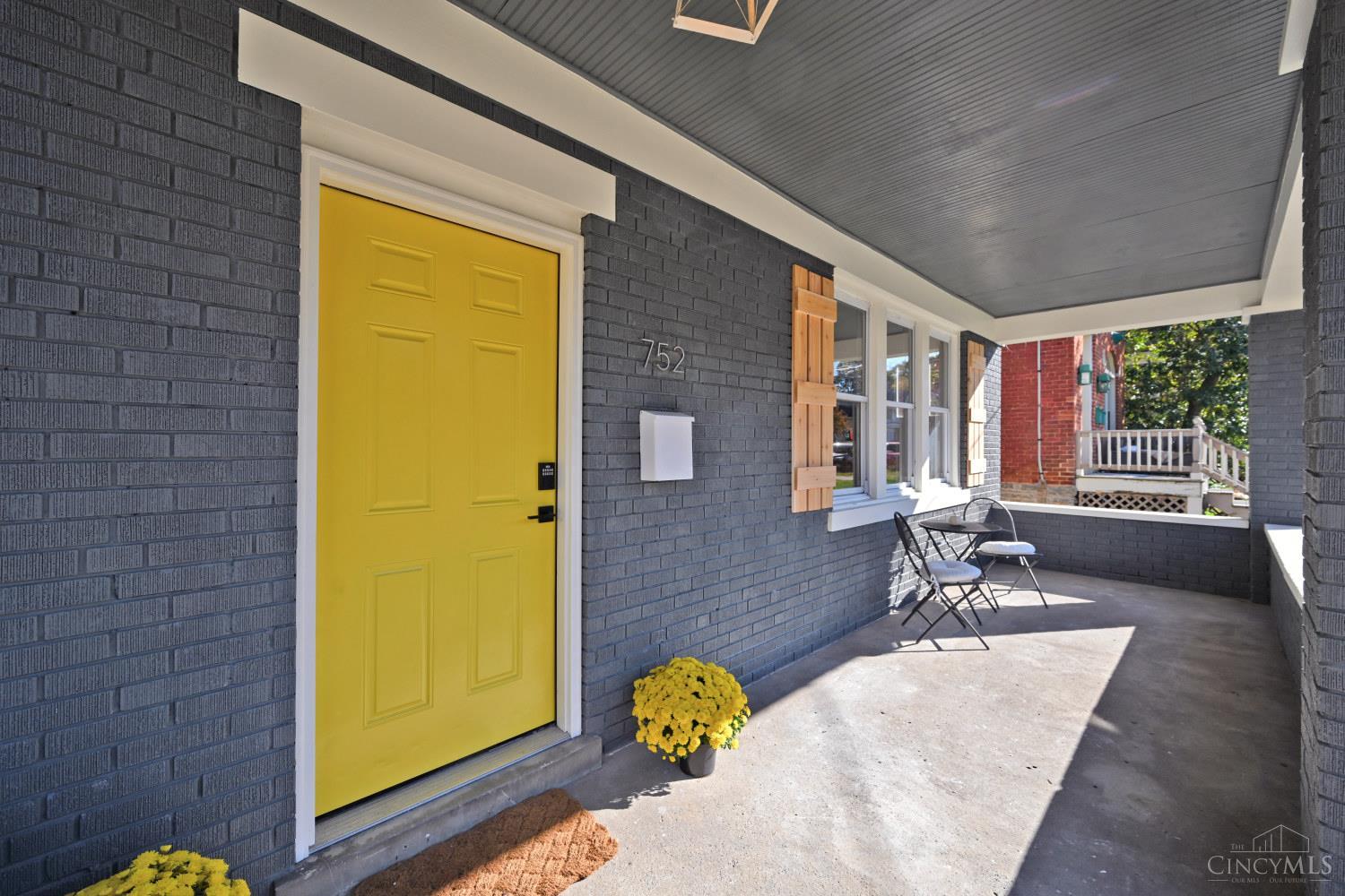 Photo 3 of Single family home for sale at 752 Considine Ave, Cincinnati, OH 45205 | MLS# 1897725 | Listing updated on 2026-10-29