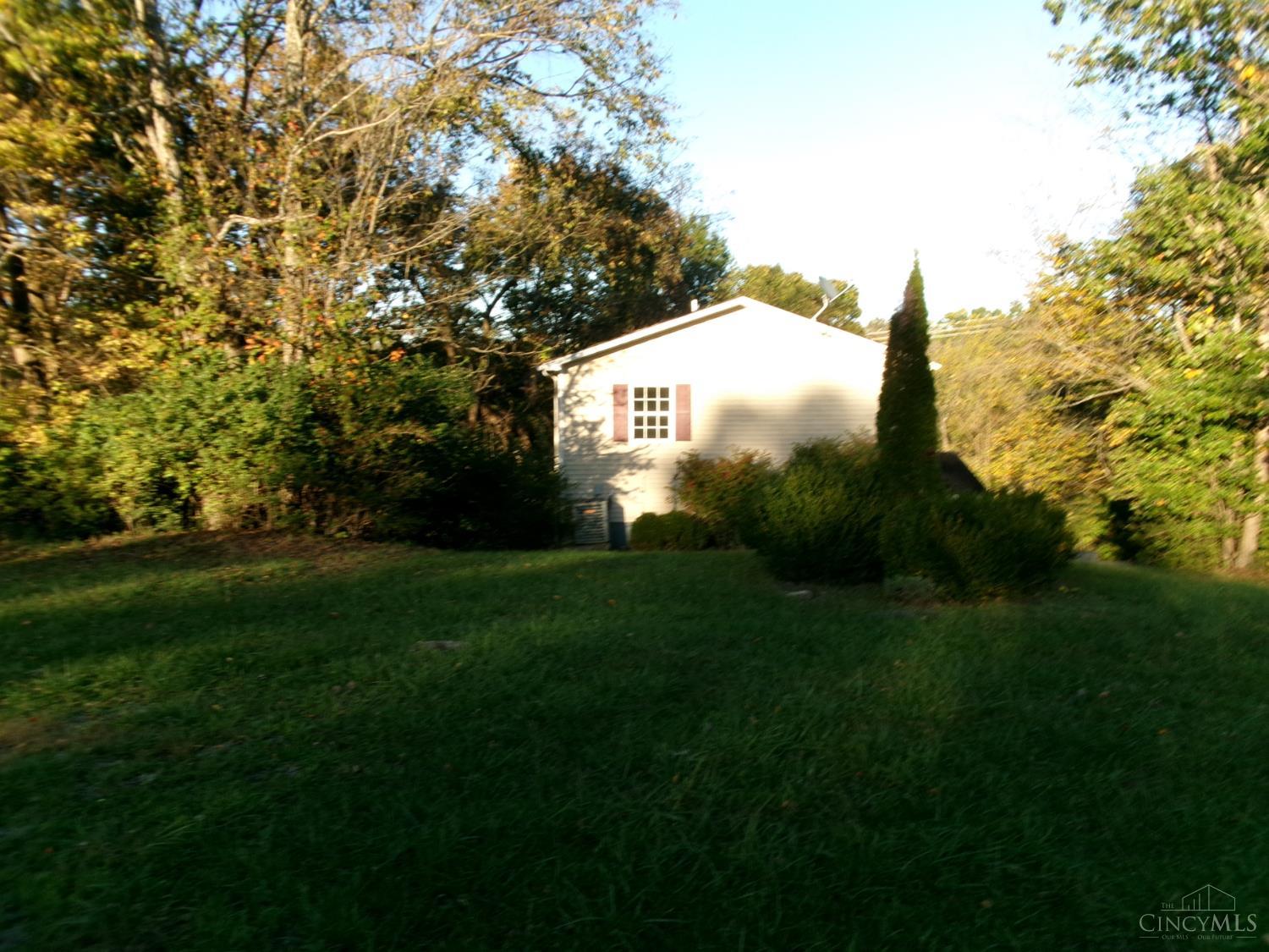 Photo 4 of Single family home for sale at 288 Ridgeland Rd, Sprigg Twp, OH 45144 | MLS# 1898799 | Listing updated on 2026-10-29