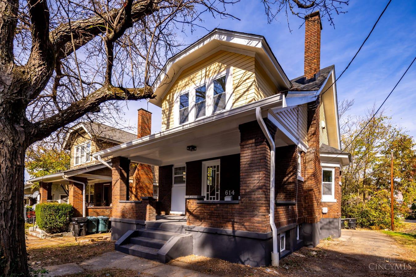 Photo 3 of Single family home for sale at 614 Clemmer Ave, Cincinnati, OH 45219 | MLS# 1898456 | Listing updated on 2026-10-29